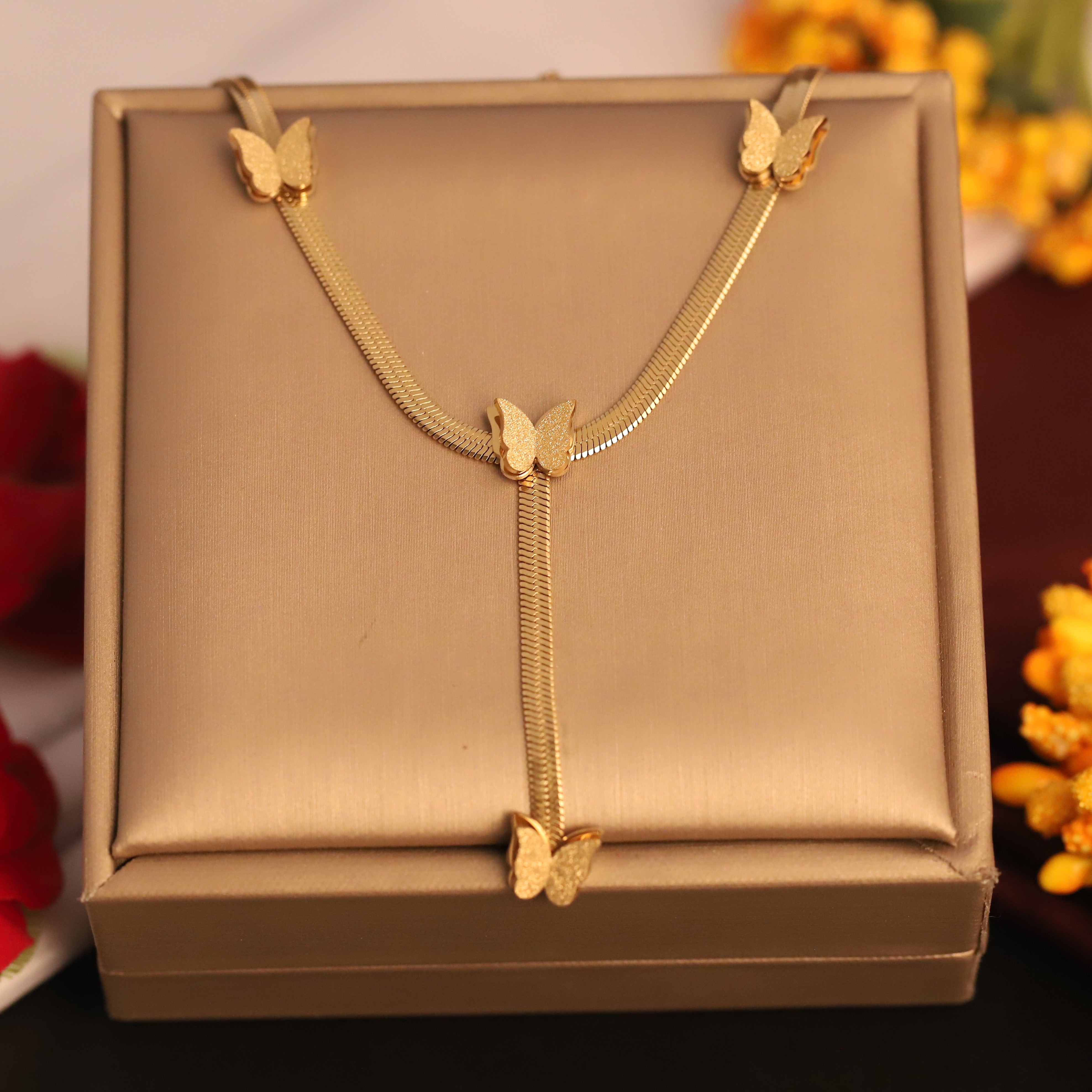 Butterfly Charms Snake Chain Gold Plated – Single Layer, Anti-Tarnish, Waterproof, Minimalist Style (GOLD)