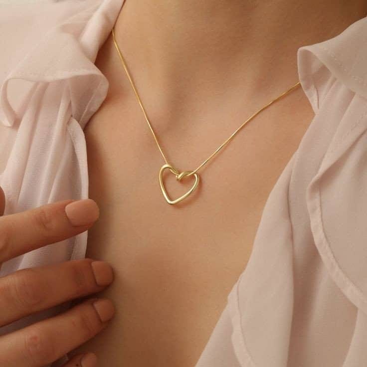 Heart Charm Chain Gold Plated – Single Layer, Anti-Tarnish, Waterproof, Minimalist Style (GOLD)