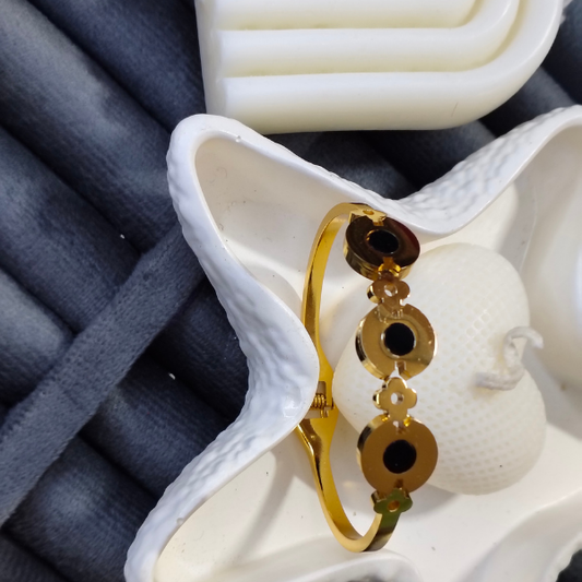 Trendy Kids Bracelet – 18K Gold Plated, Anti-Tarnish, Waterproof, Everyday Minimalist Jewelry (GOLD)