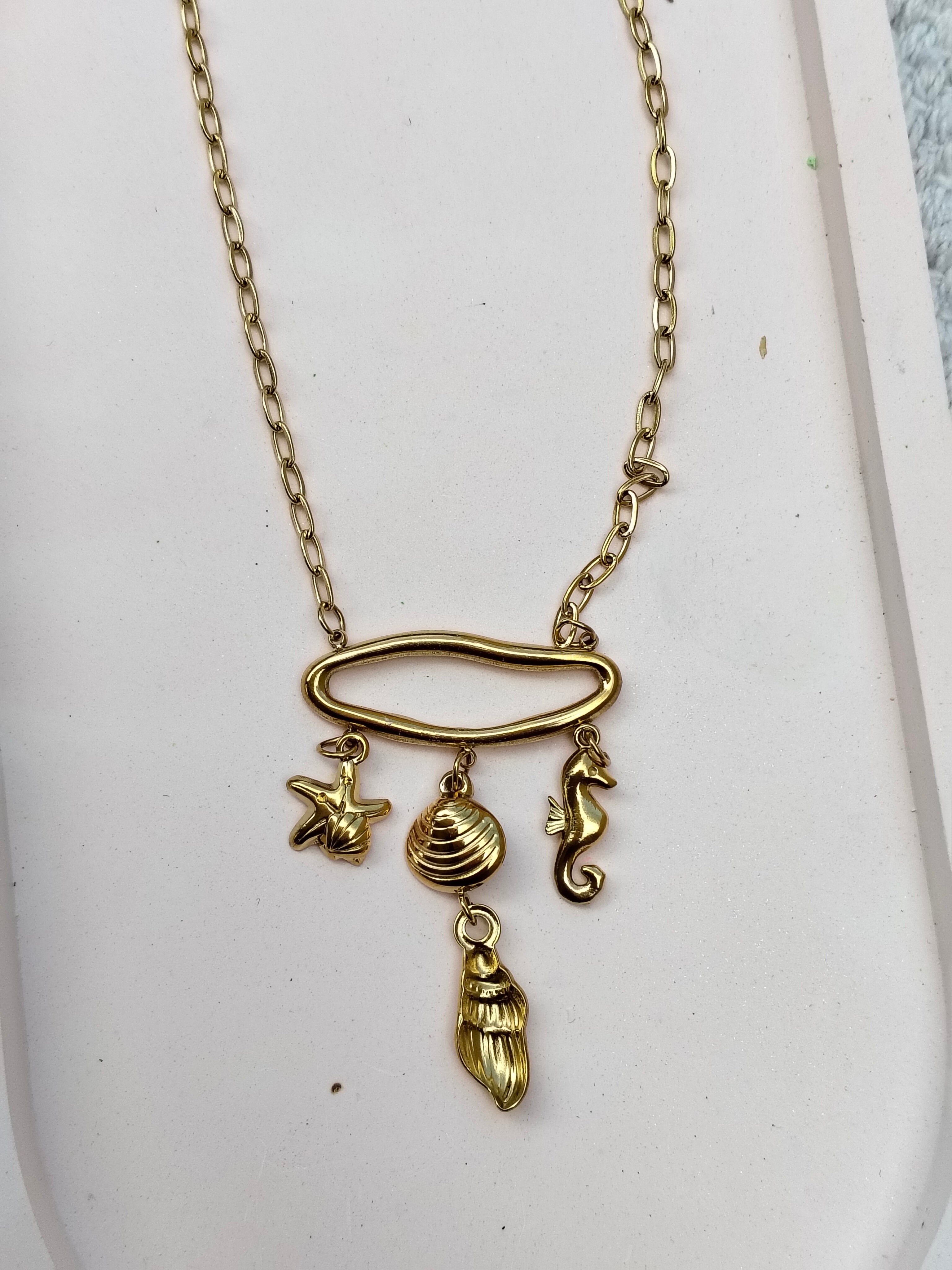 Beach Necklace – 18K Gold-Plated, Waterproof, Anti-Tarnish, Minimalist , Star Fish and Sea Horse