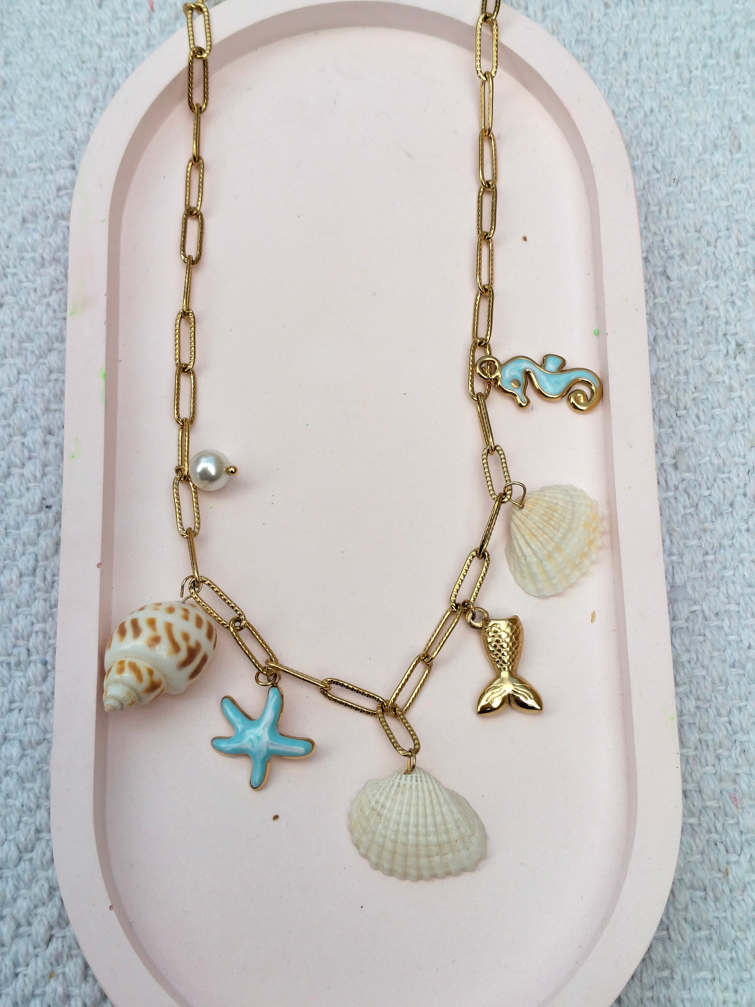 Beach Necklace – 18K Gold-Plated, Waterproof, Anti-Tarnish, Minimalist , Star Fish and Shells