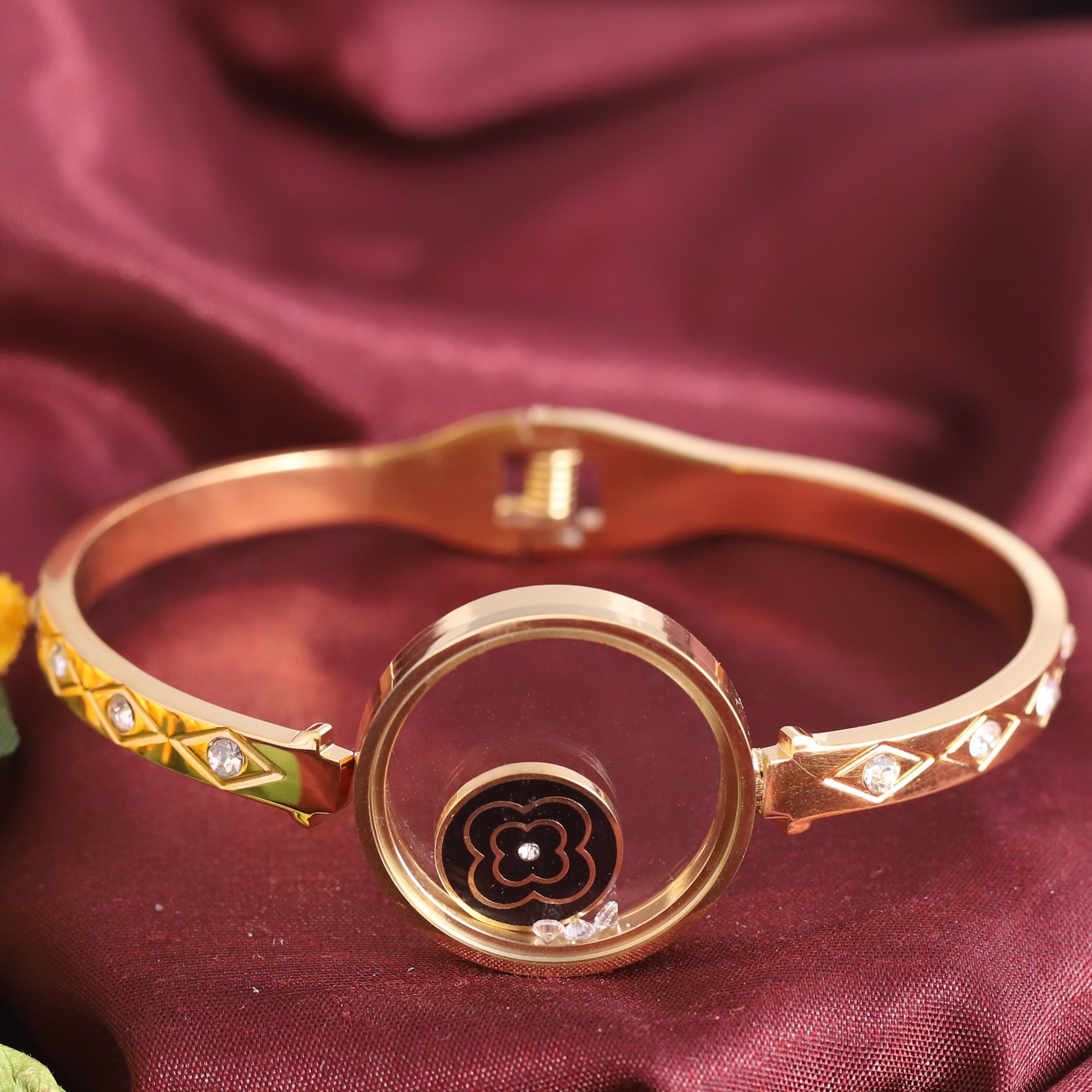 Gold-Plated Locket Bracelet  – Anti-Tarnish & Skin-Friendly (GOLD)