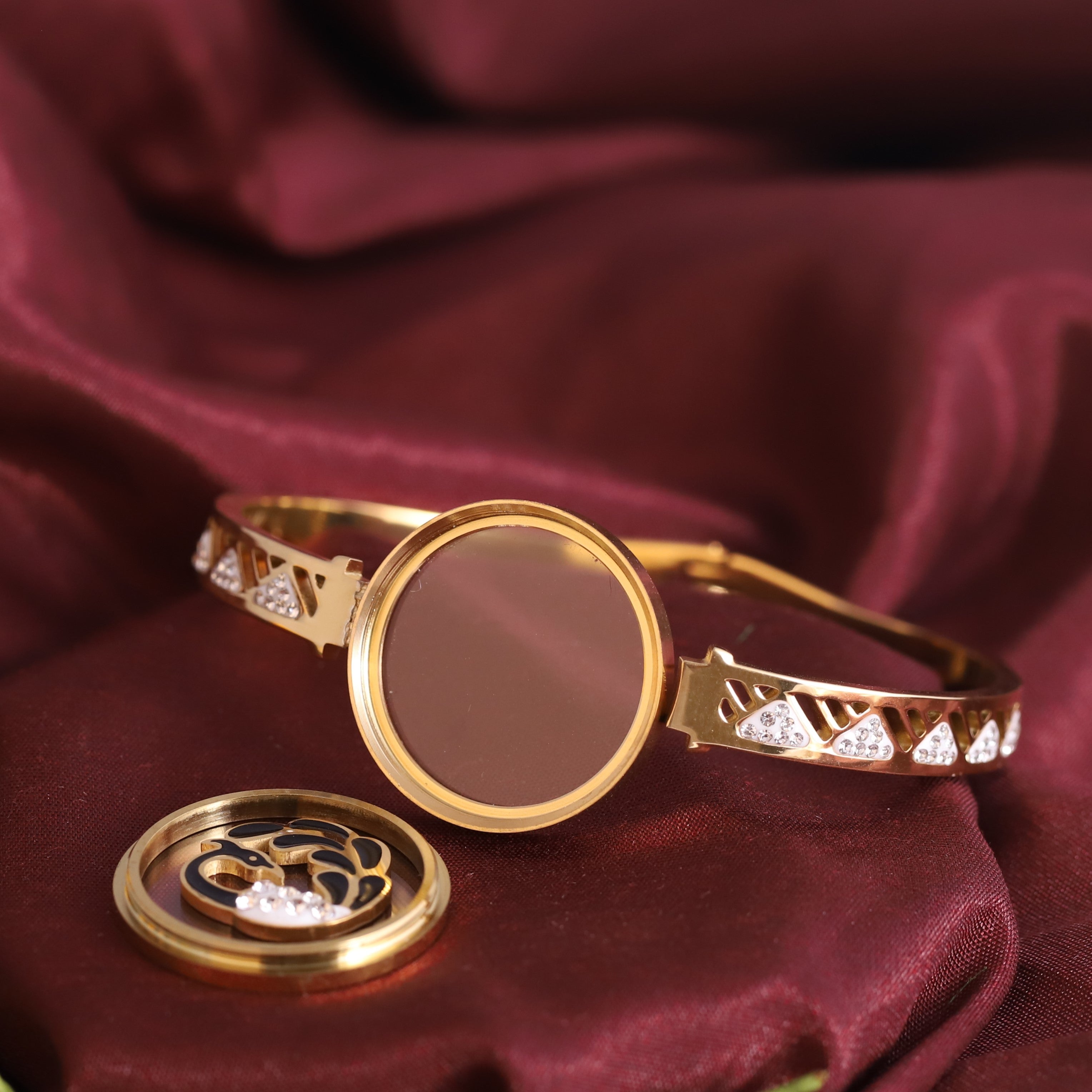 Gold-Plated Locket Bracelet  – Anti-Tarnish & Skin-Friendly (GOLD)