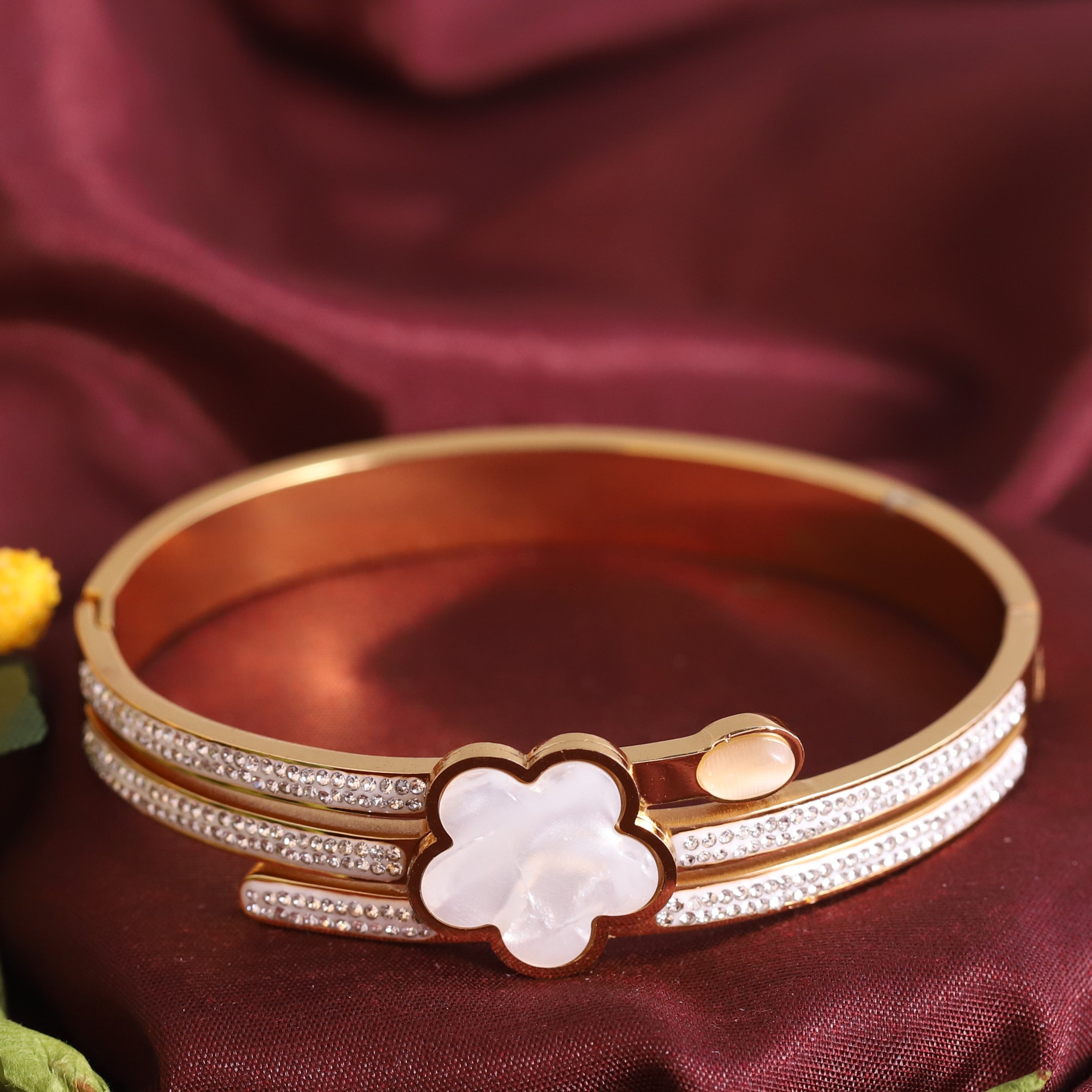 Gold-Plated Stainless Steel Lock Bracelet – Anti-Tarnish Jewelry for Women & Girls (GOLD)