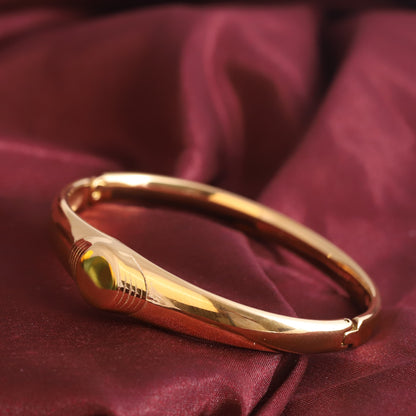 Gold-Plated Stainless Steel Lock Bracelet – Anti-Tarnish Jewelry for Women & Girls (GOLD)