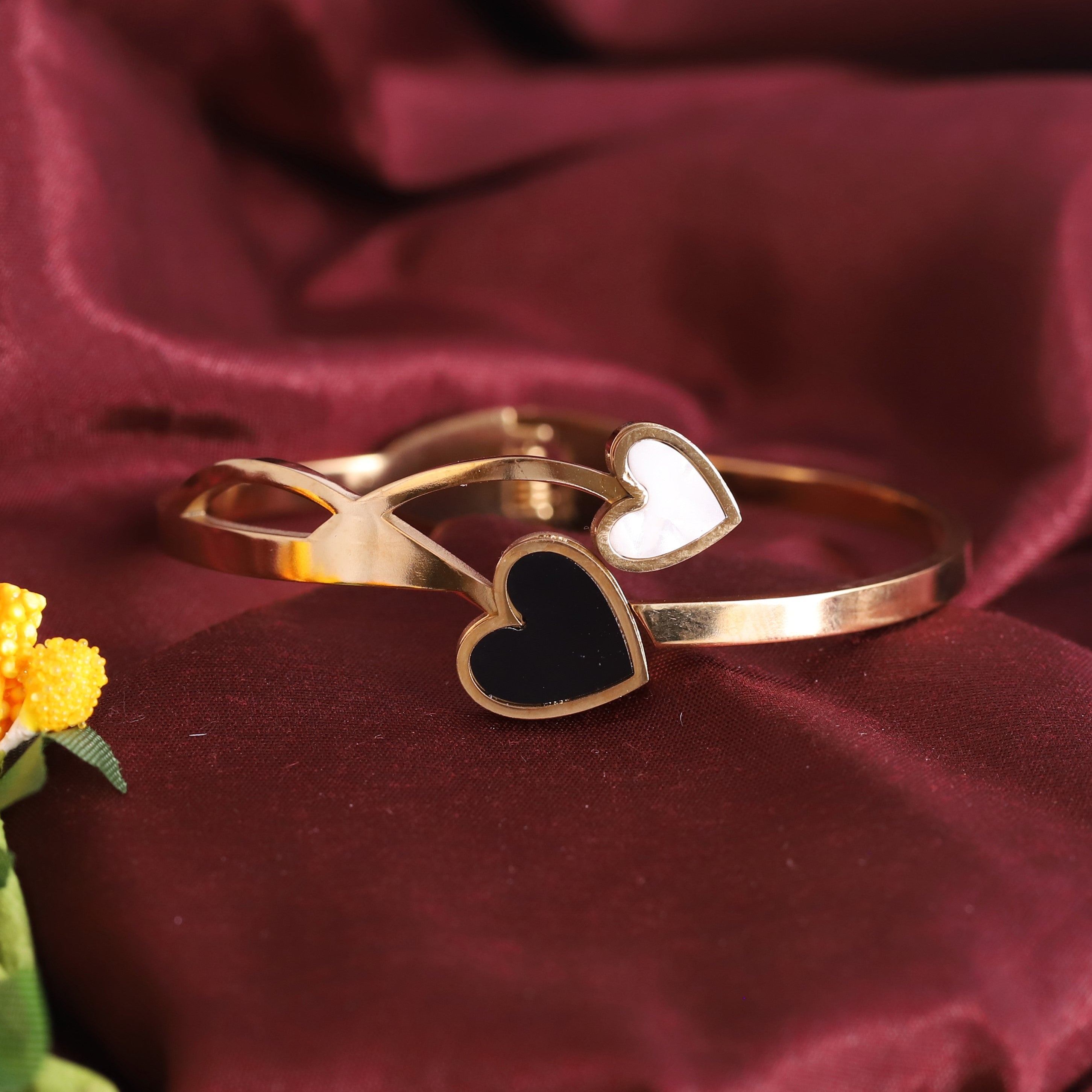 Heart Gold-Plated Stainless Steel Cuff Bracelet – Anti-Tarnish Jewelry for Women & Girls (GOLD)