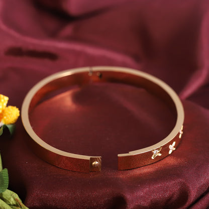 Gold-Plated Stainless Steel Lock Bracelet – Anti-Tarnish Jewelry for Women & Girls (GOLD)