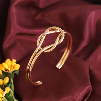 Gold-Plated Stainless Steel Bracelet – Openable, Unisex & Skin-Friendly (GOLD)