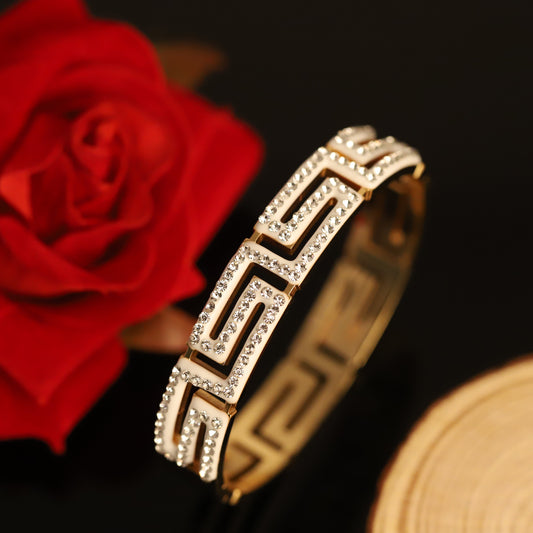 Gold-Plated Stainless Steel Lock Bracelet – Anti-Tarnish Jewelry for Women & Girls (GOLD)