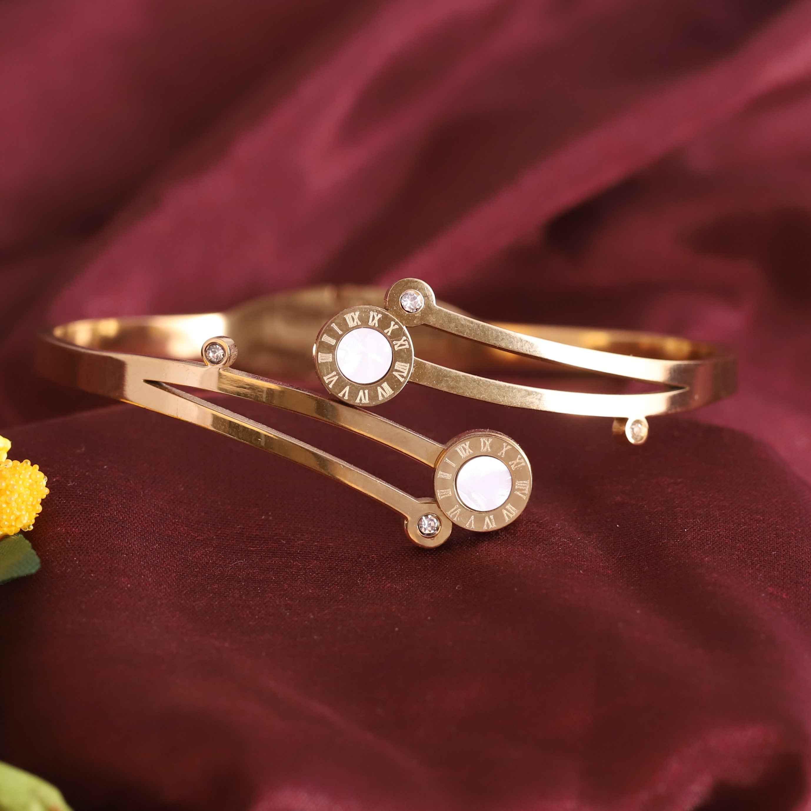 Gold-Plated Stainless Steel Cuff Bracelet – Anti-Tarnish Jewelry for Women & Girls (GOLD)