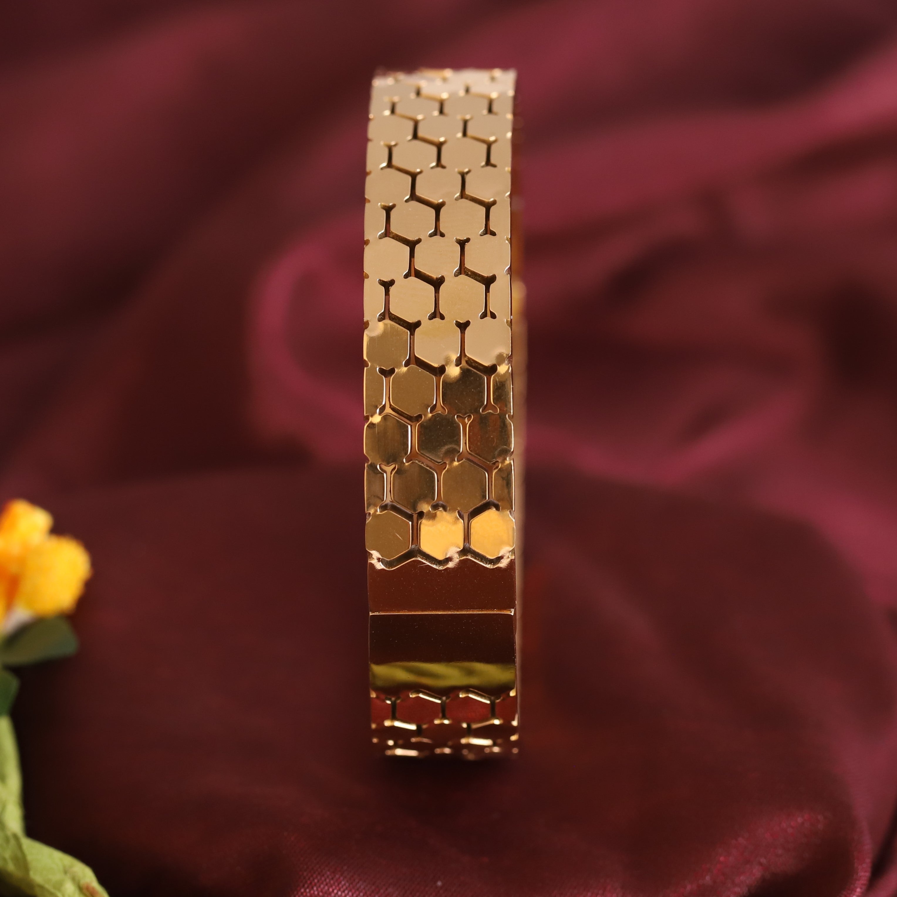 Gold-Plated Stainless Steel Cuff Bracelet – Anti-Tarnish Jewelry for Women & Girls (GOLD)