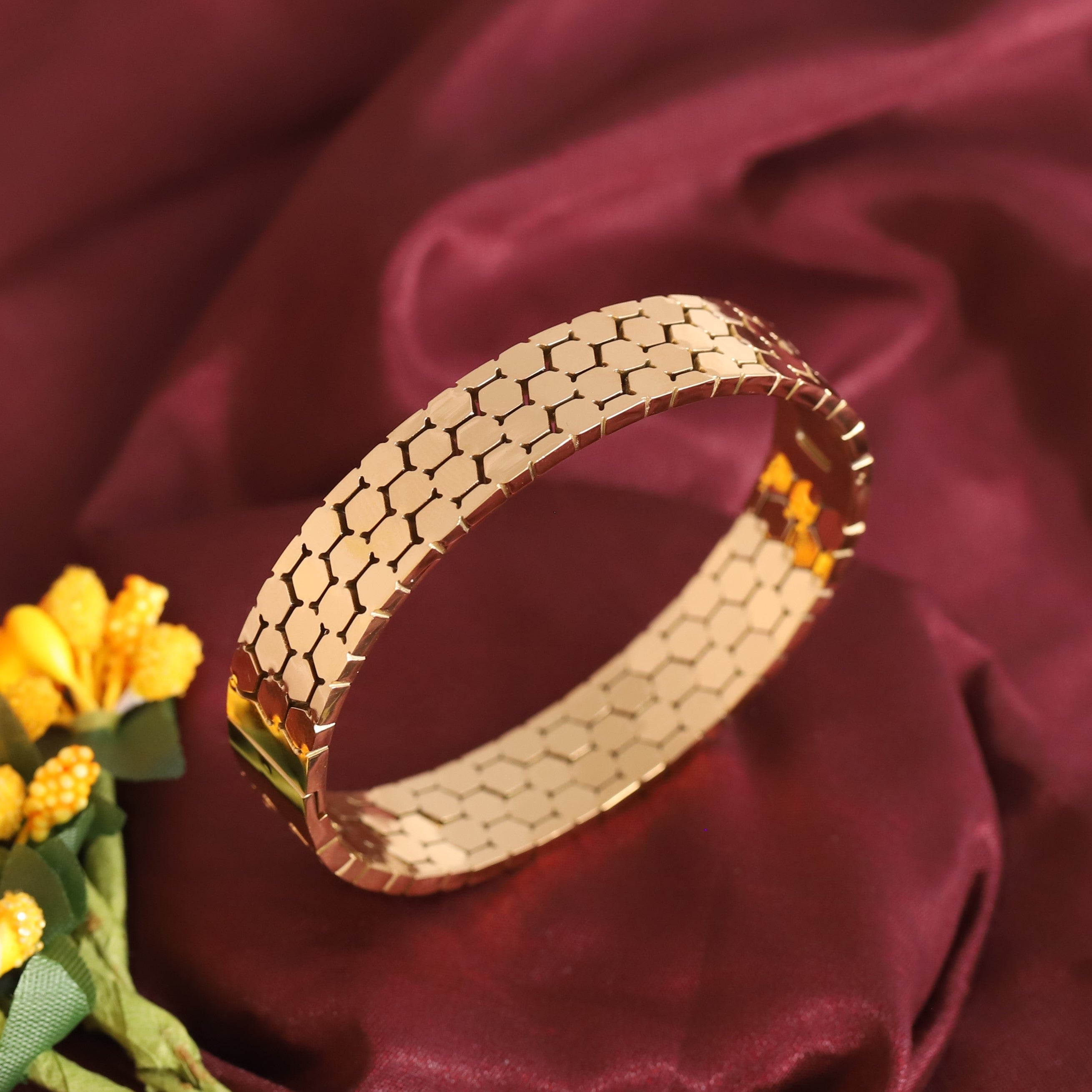Gold-Plated Stainless Steel Cuff Bracelet – Anti-Tarnish Jewelry for Women & Girls (GOLD)