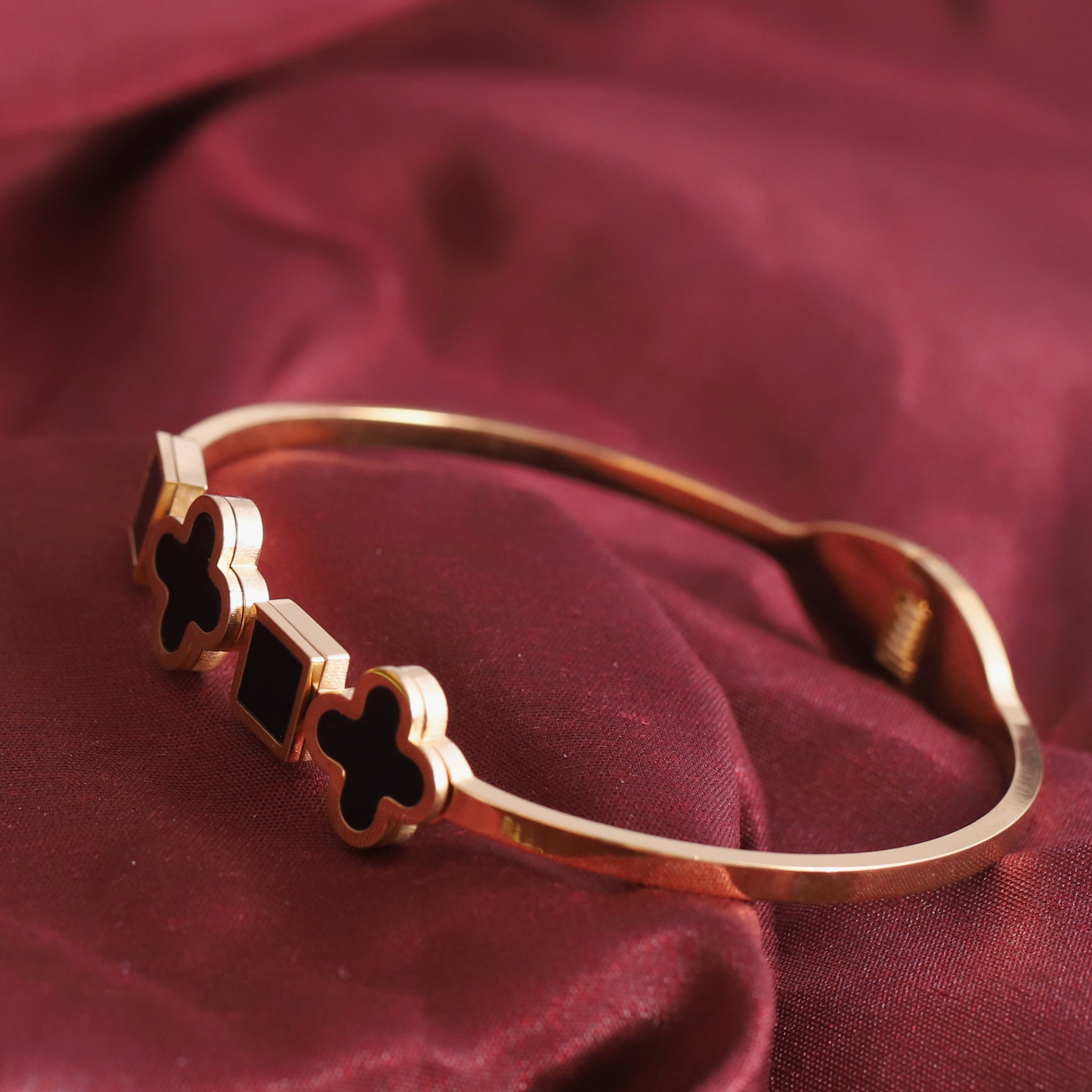 Gold-Plated Stainless Steel Cuff Bracelet – Anti-Tarnish Jewelry for Women & Girls (GOLD)