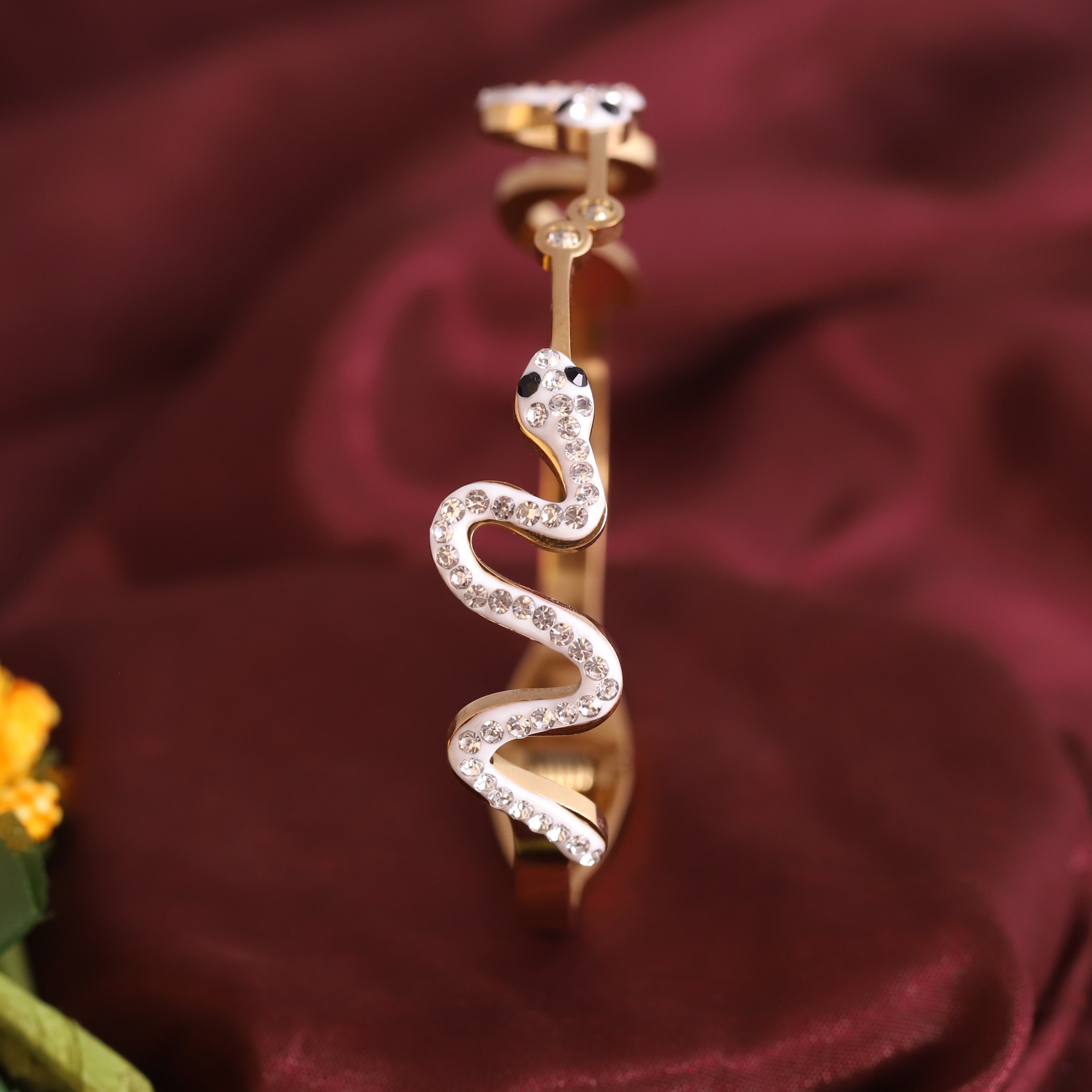 Snake Gold-Plated Stainless Steel Cuff Bracelet – Anti-Tarnish Jewelry for Women & Girls (GOLD)