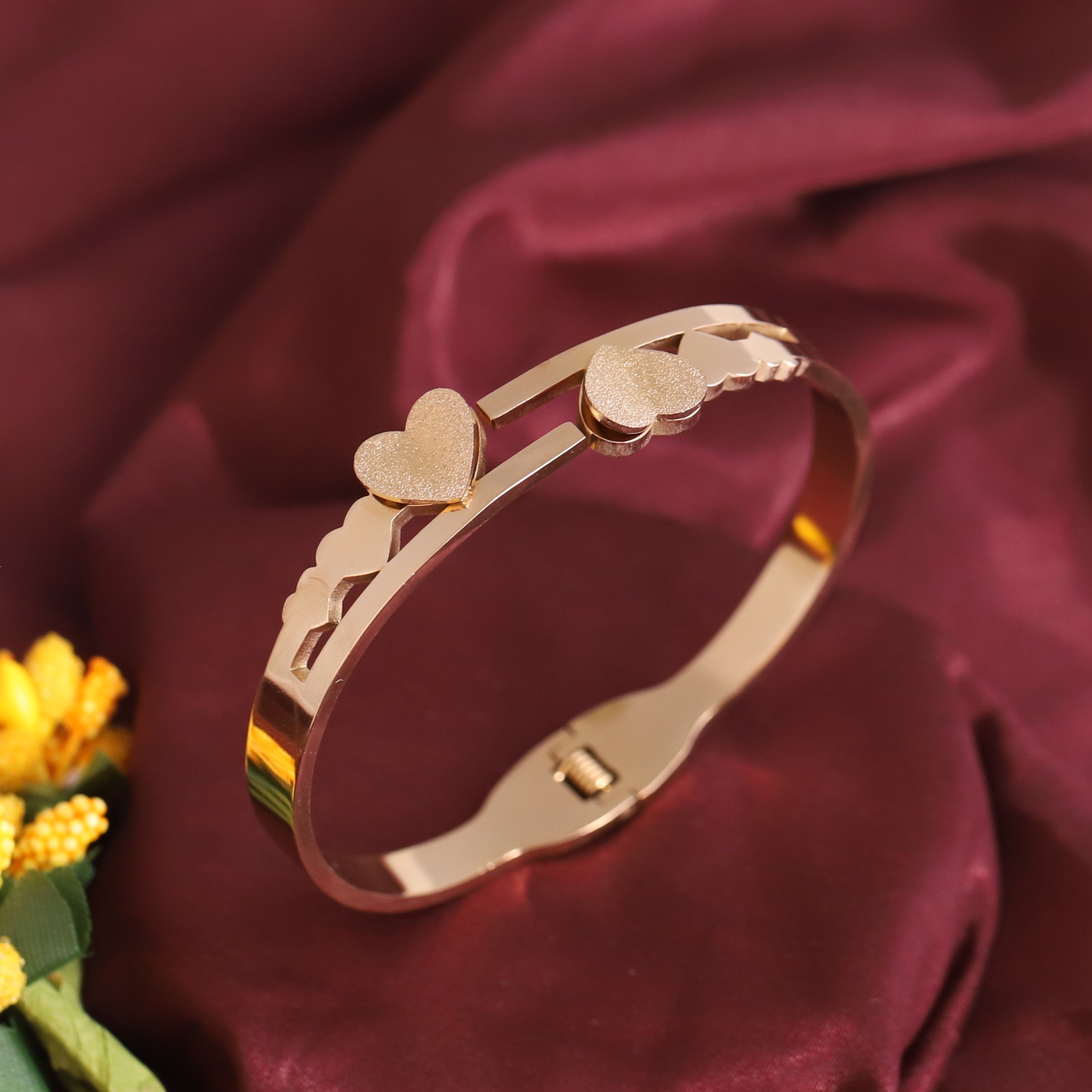 Gold-Plated Stainless Steel Cuff Bracelet – Anti-Tarnish Jewelry for Women & Girls (GOLD)