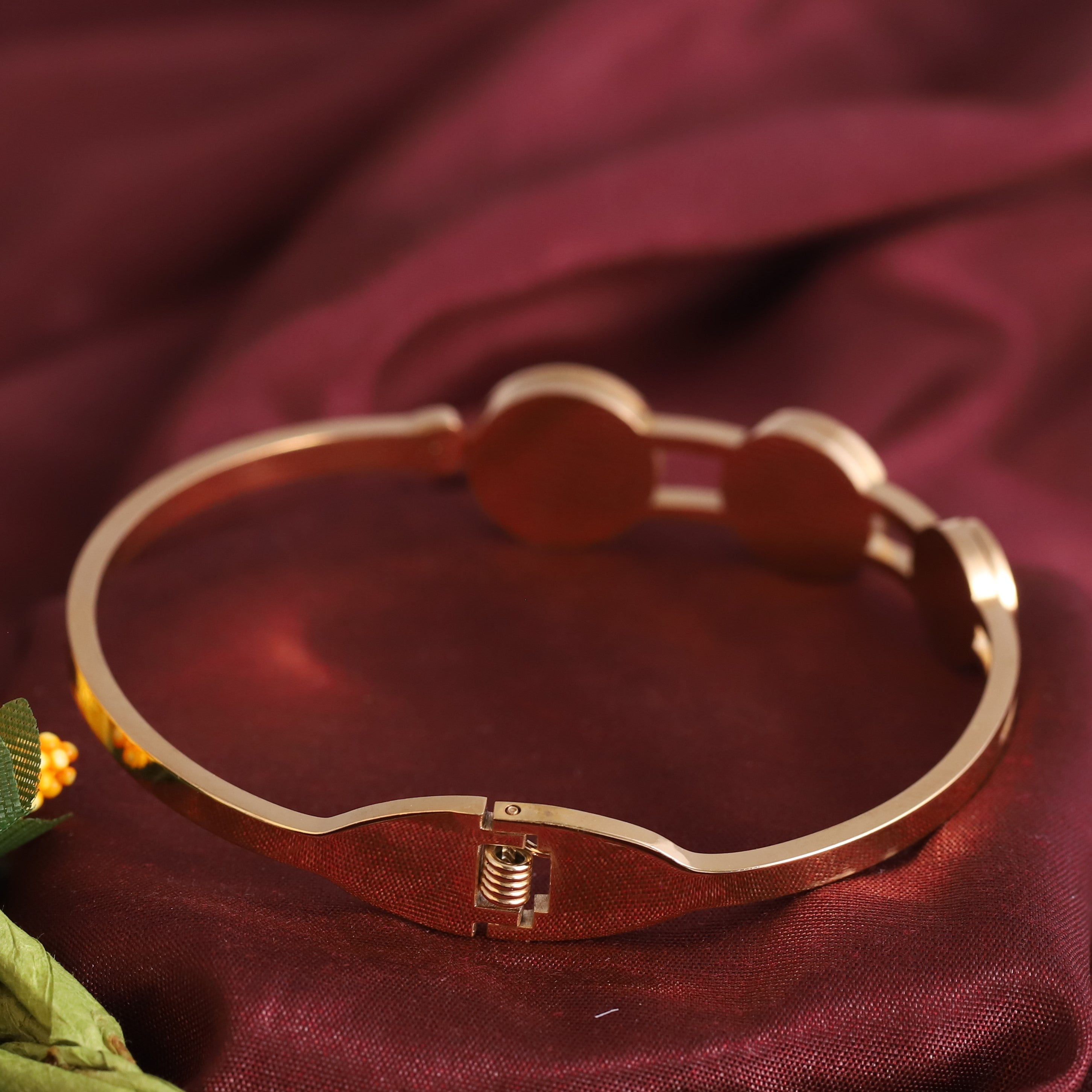 Gold-Plated Stainless Steel Cuff Bracelet – Anti-Tarnish Jewelry for Women & Girls (GOLD)