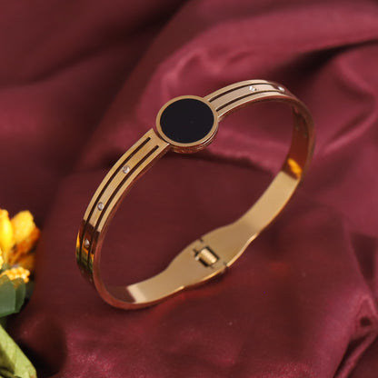 Gold-Plated Stainless Steel Bracelet – Openable, Unisex & Skin-Friendly (GOLD)