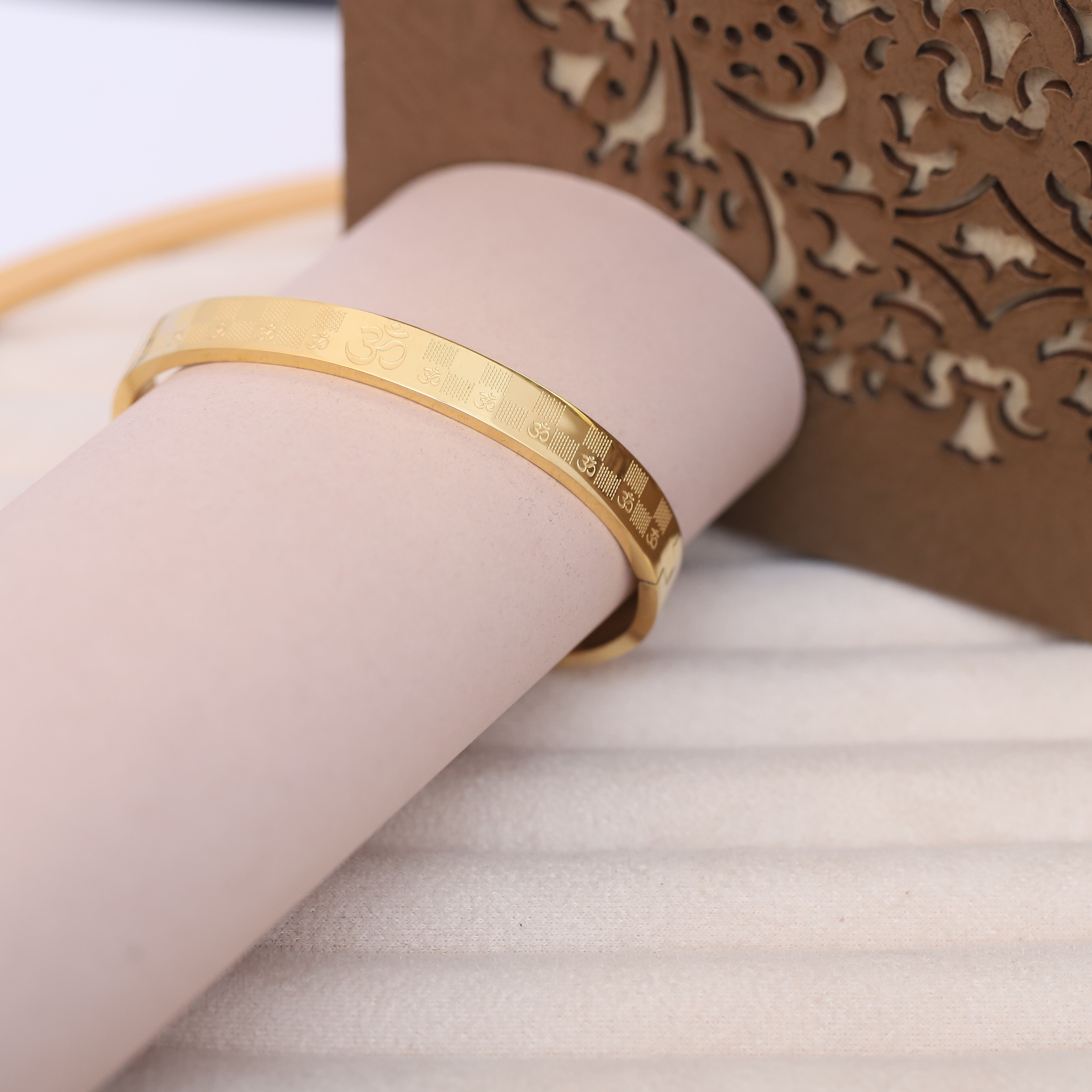 Premium Men’s Gold-Tone Bracelet with OM Engraving – Modern Minimalist Bangle for Stylish & Confident Look