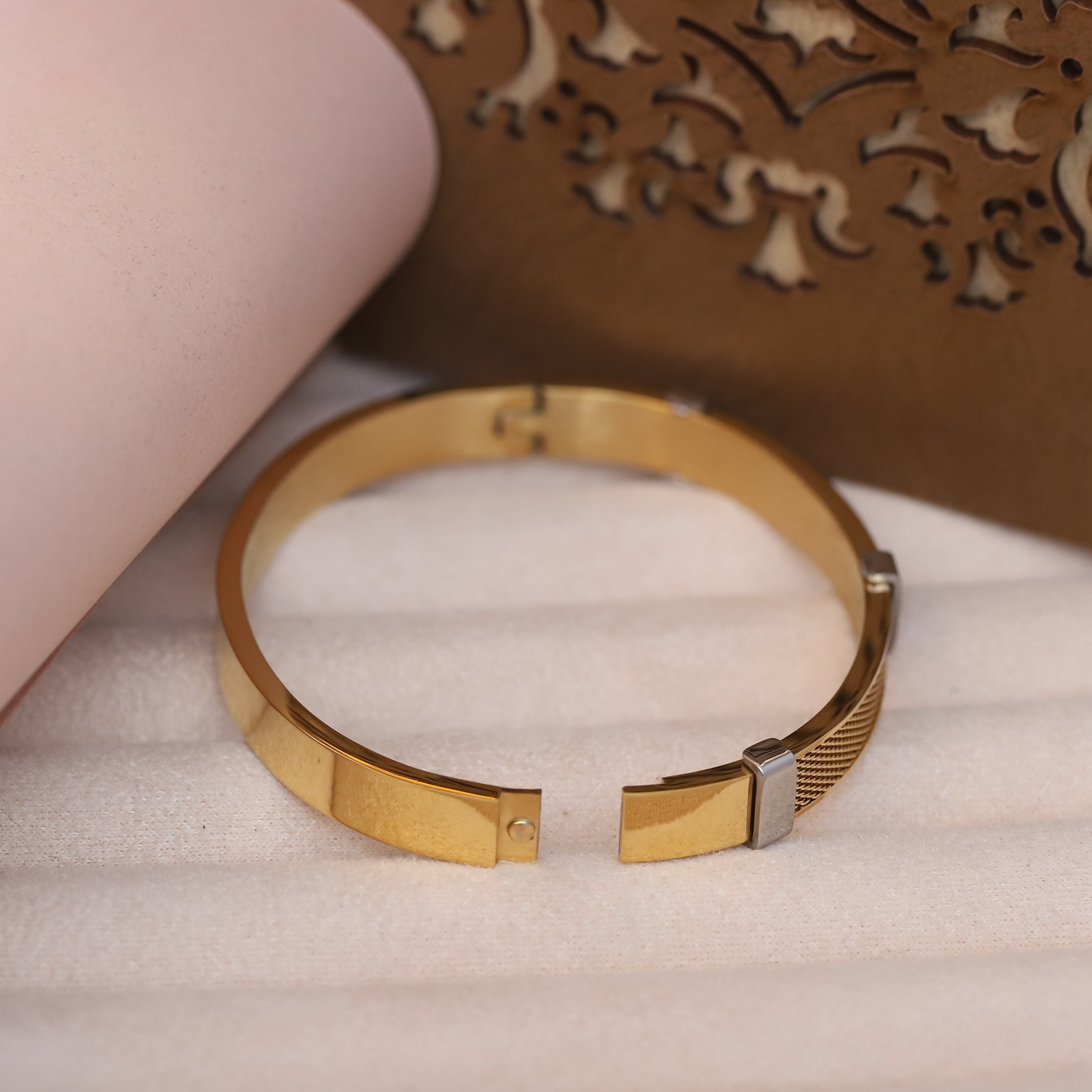 Regal Mesh 18K Gold-Plated Men’s Bracelet