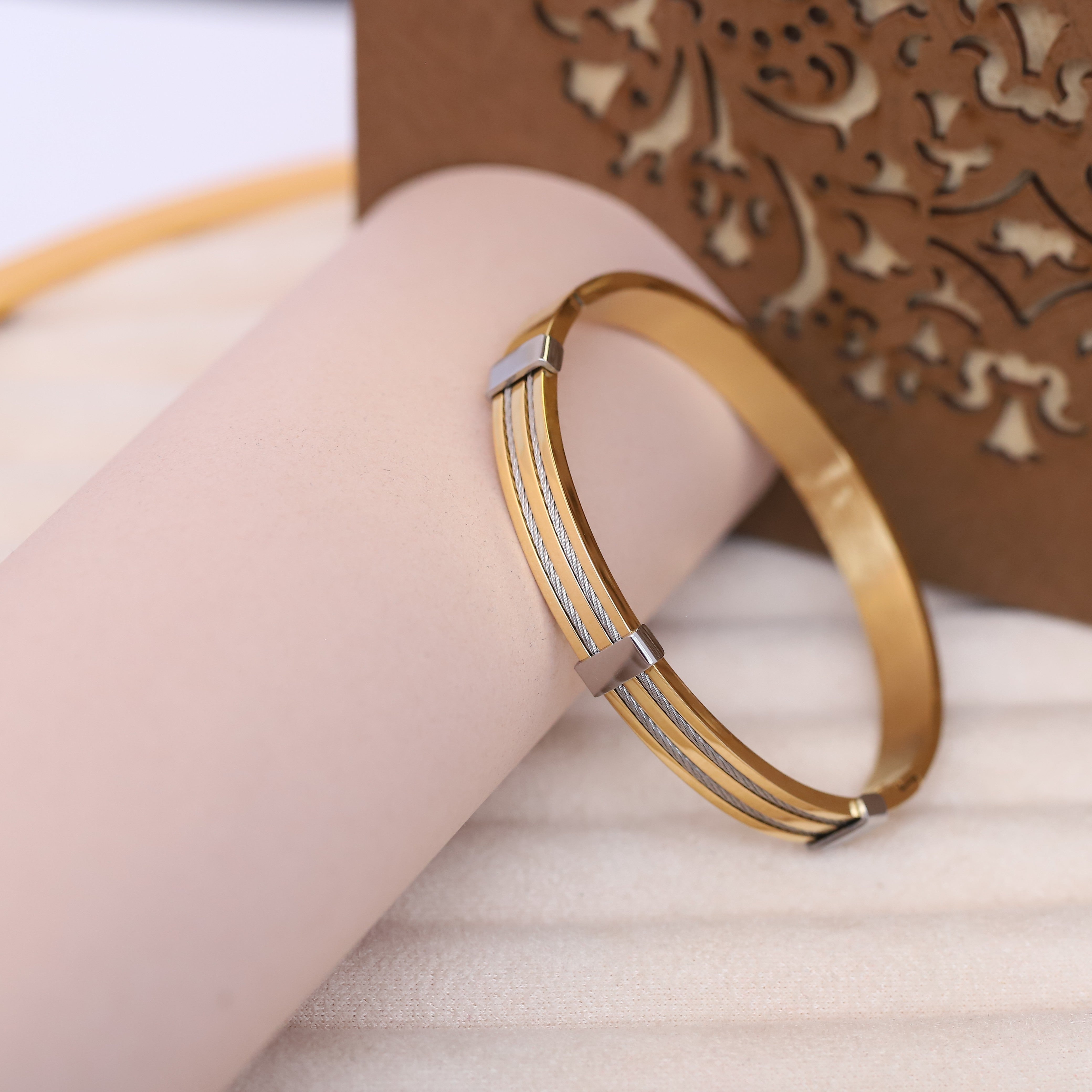 Men's Premium Stainless Steel & 18K Gold-Plated Cable Bracelet – Modern Bangle Style with Triple Twisted Silver Wire Inlay – Elegant and Durable Wristwear for Daily & Formal Use