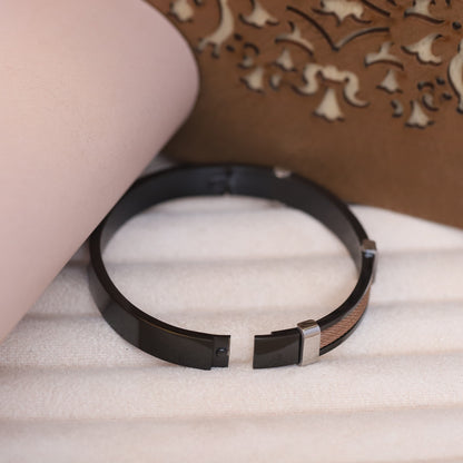 Men’s Black Stainless Steel Bracelet with Braided Copper Cable Inlay – Modern Industrial Cuff with Magnetic Clasp