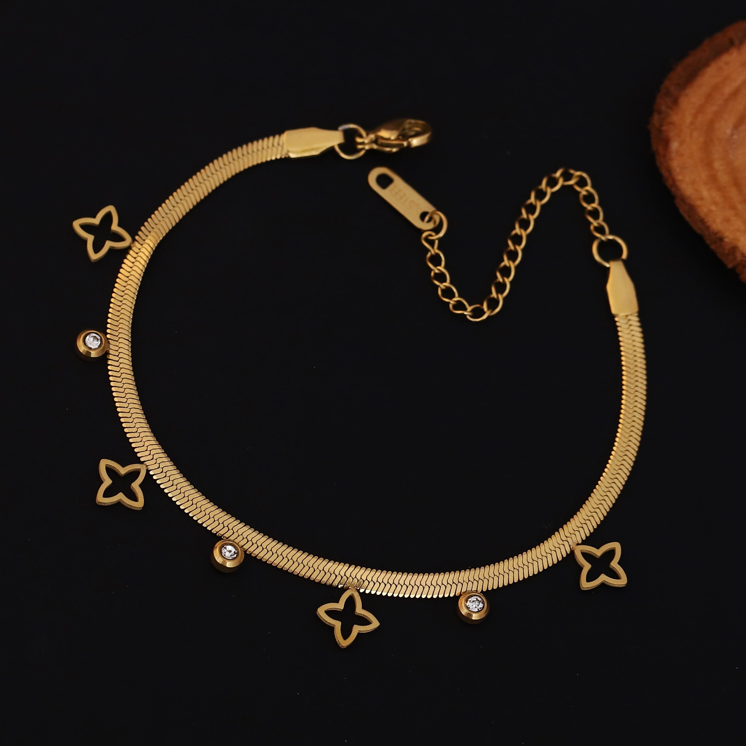 Flower Snack Chain Bracelet Gold Plated – Single Layer, Anti-Tarnish, Waterproof, Minimalist Style (GOLD)