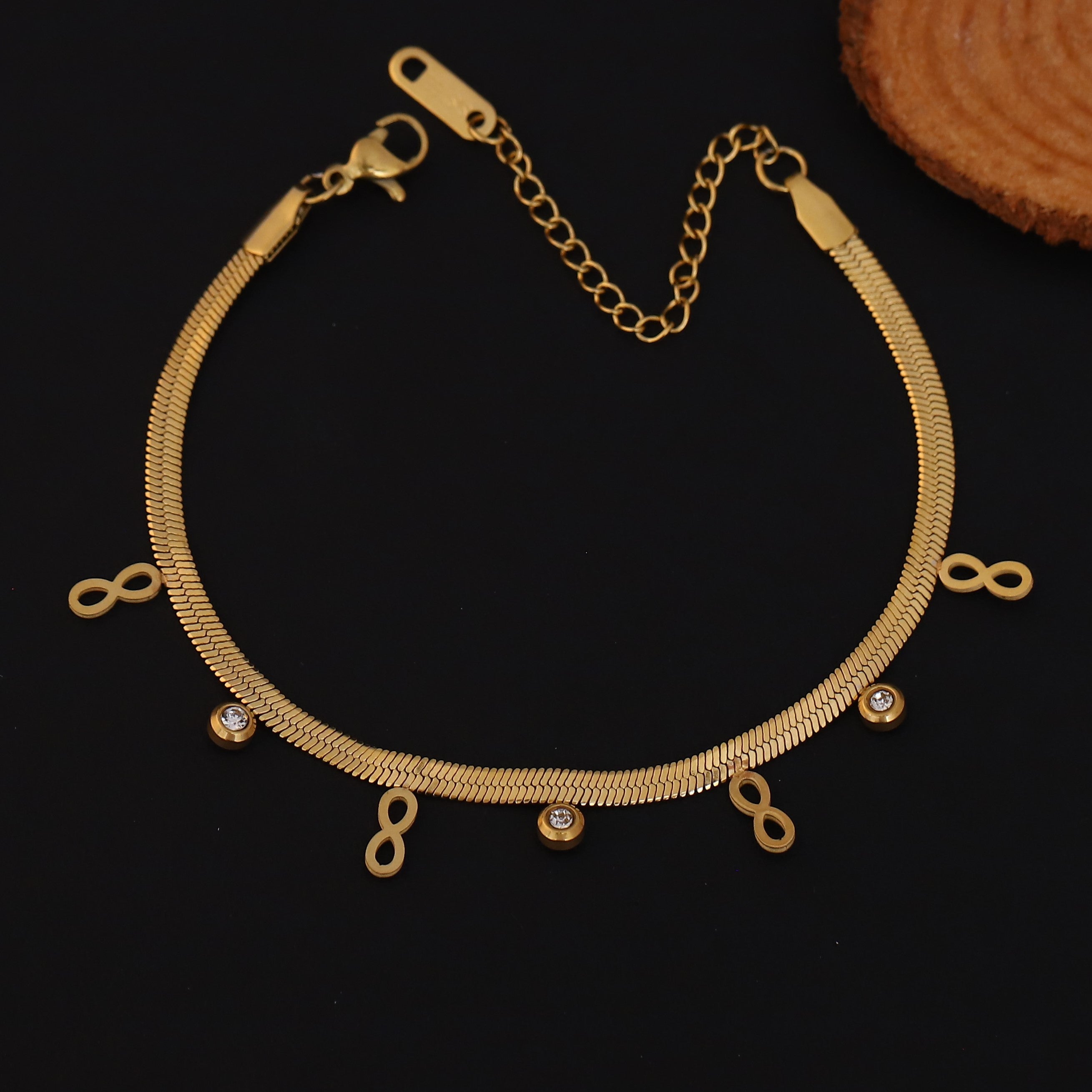 Infinity Charm Chain Bracelet Gold Plated – Single Layer, Anti-Tarnish, Waterproof, Minimalist Style (GOLD)