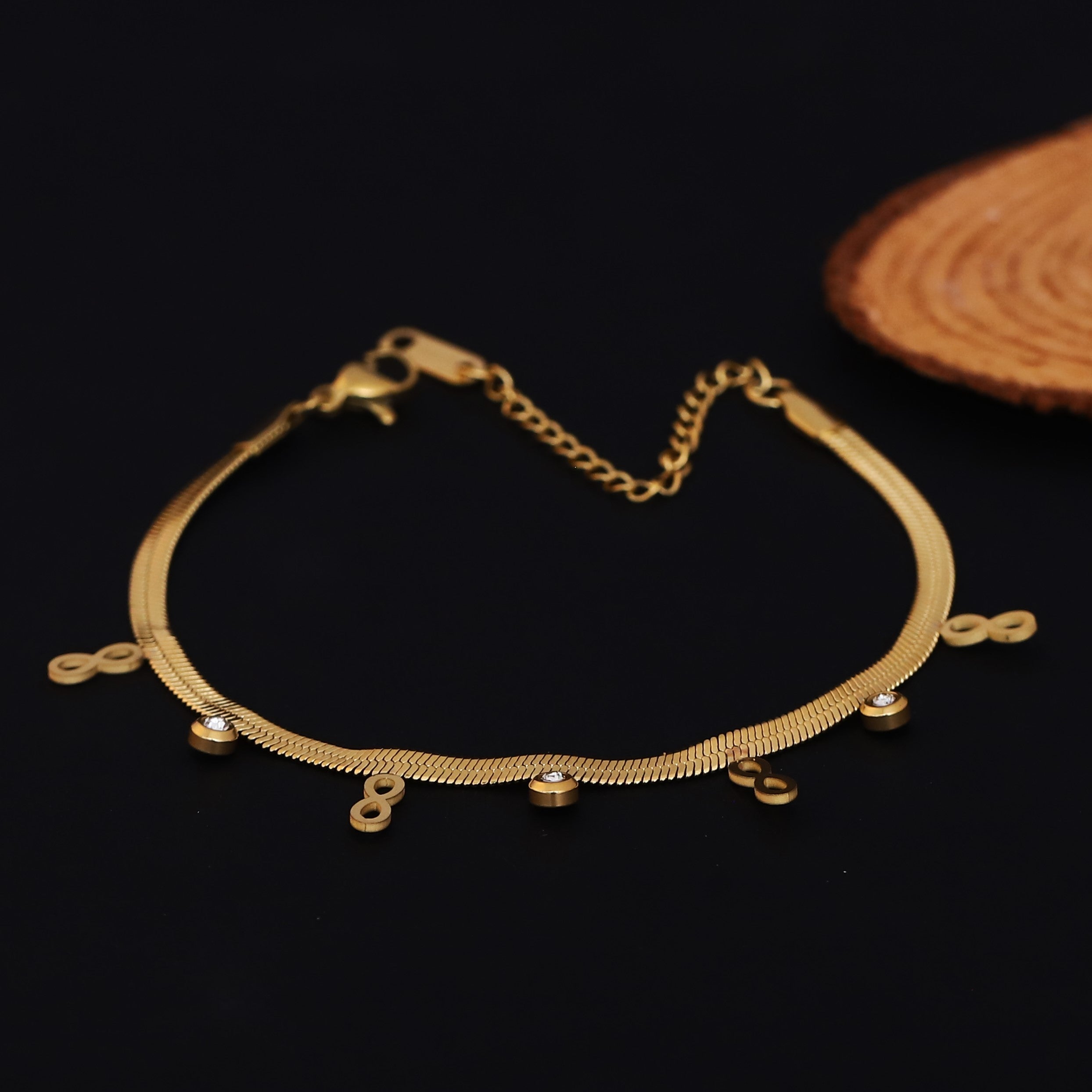 Infinity Charm Chain Bracelet Gold Plated – Single Layer, Anti-Tarnish, Waterproof, Minimalist Style (GOLD)
