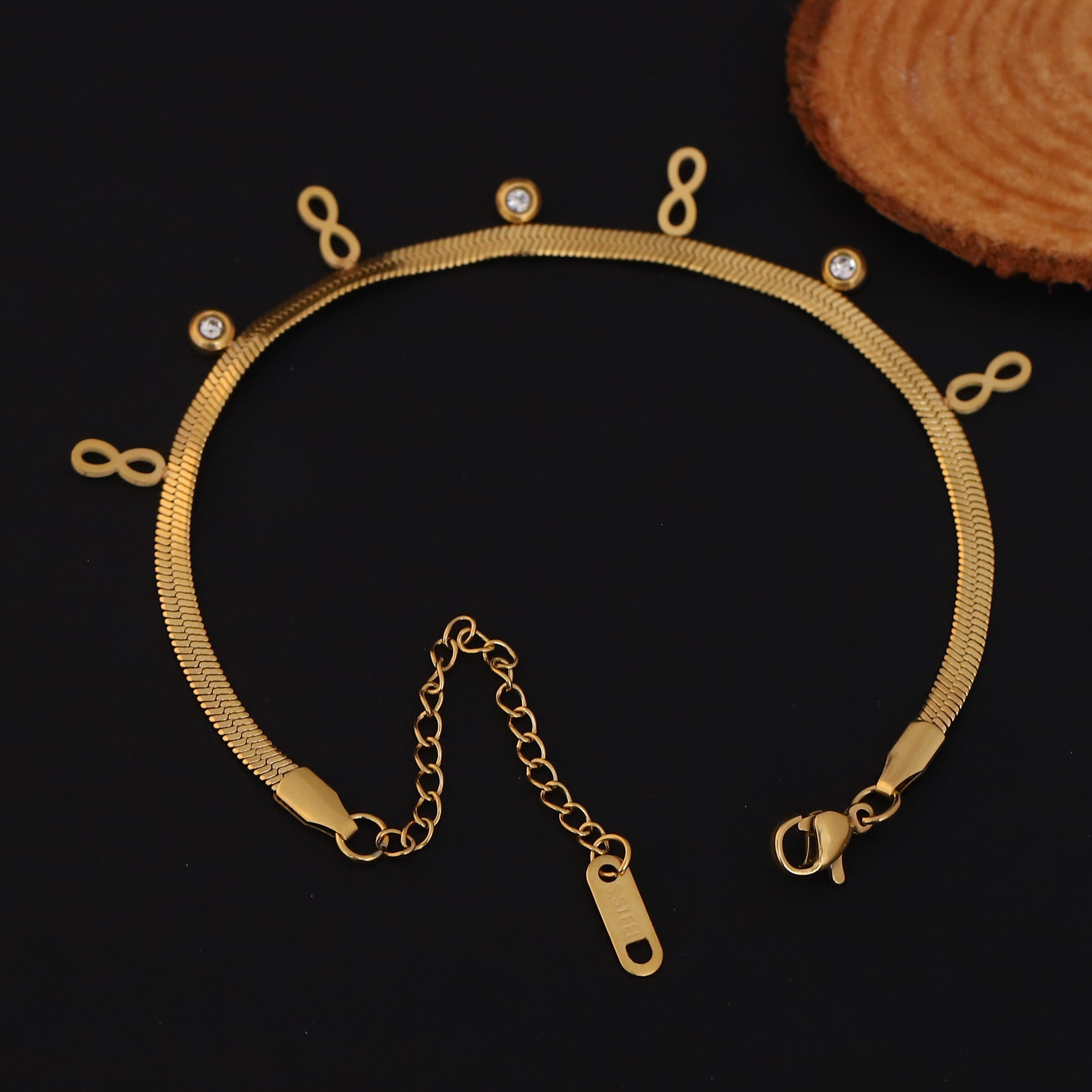 Infinity Charm Chain Bracelet Gold Plated – Single Layer, Anti-Tarnish, Waterproof, Minimalist Style (GOLD)