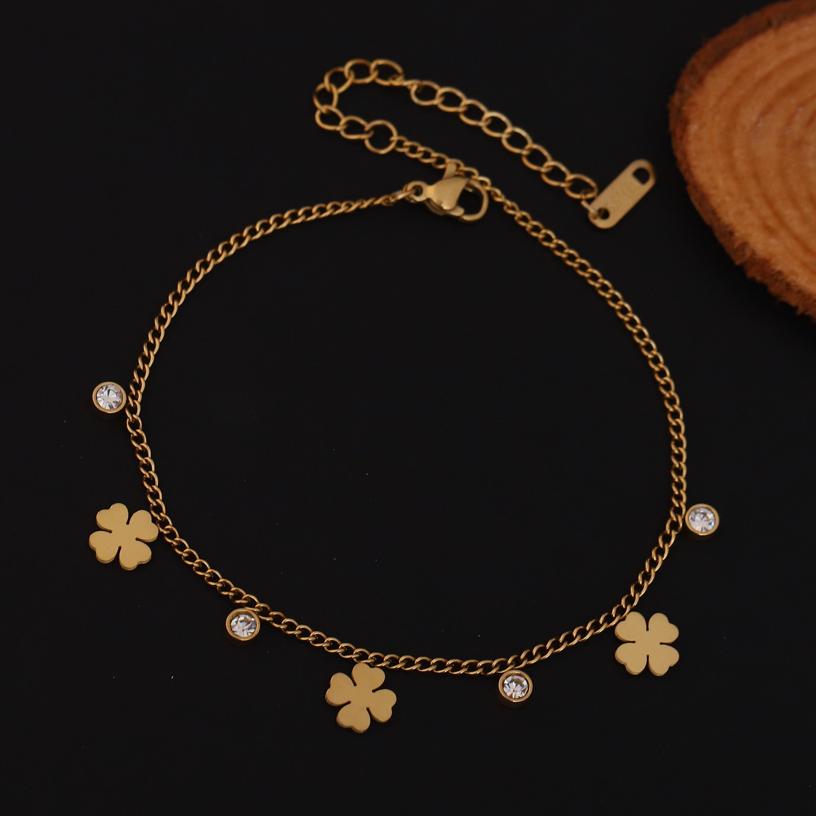 Flower Snack Chain Bracelet Gold Plated – Single Layer, Anti-Tarnish, Waterproof, Minimalist Style (GOLD)
