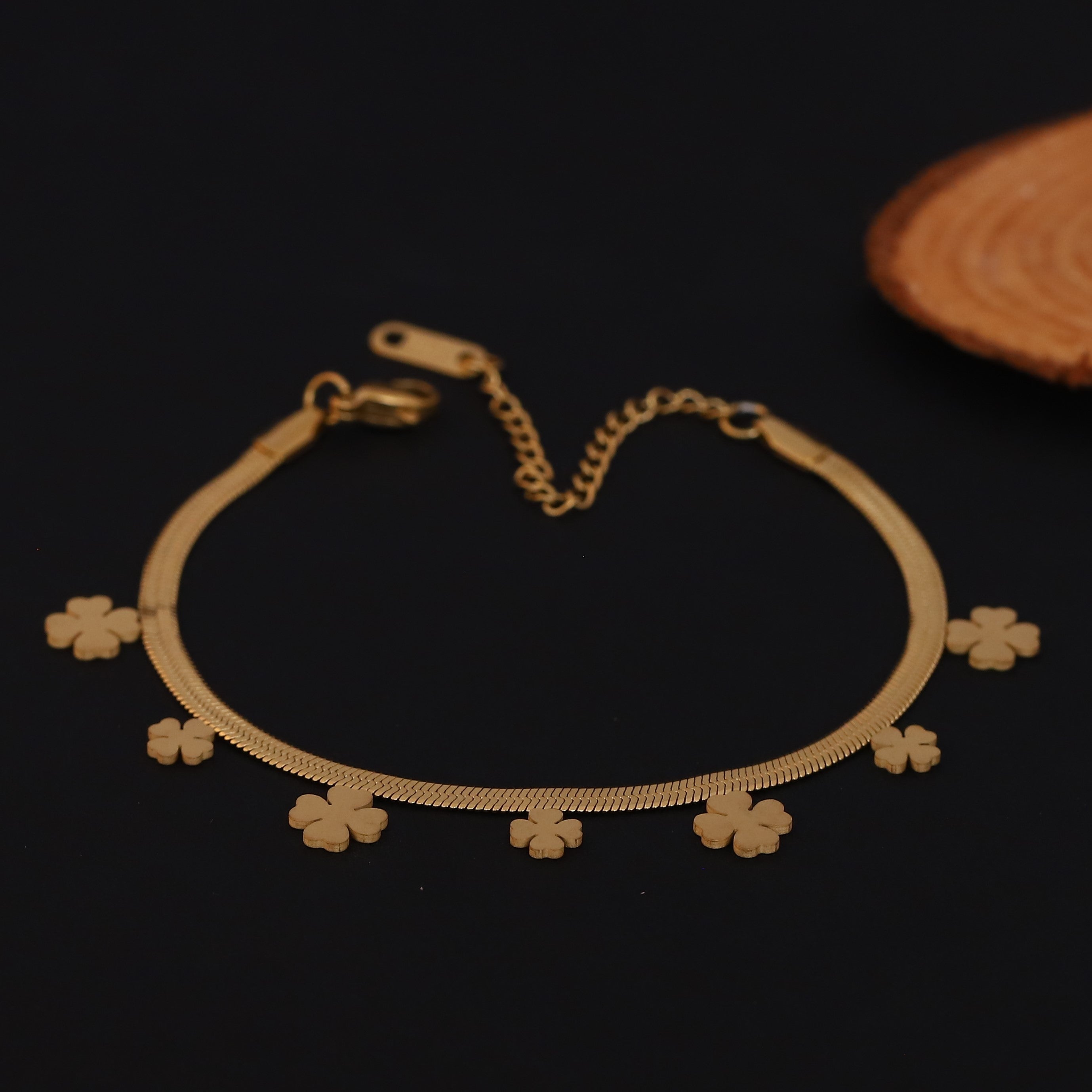 Flower Snack Chain Bracelet Gold Plated – Single Layer, Anti-Tarnish, Waterproof, Minimalist Style (GOLD)