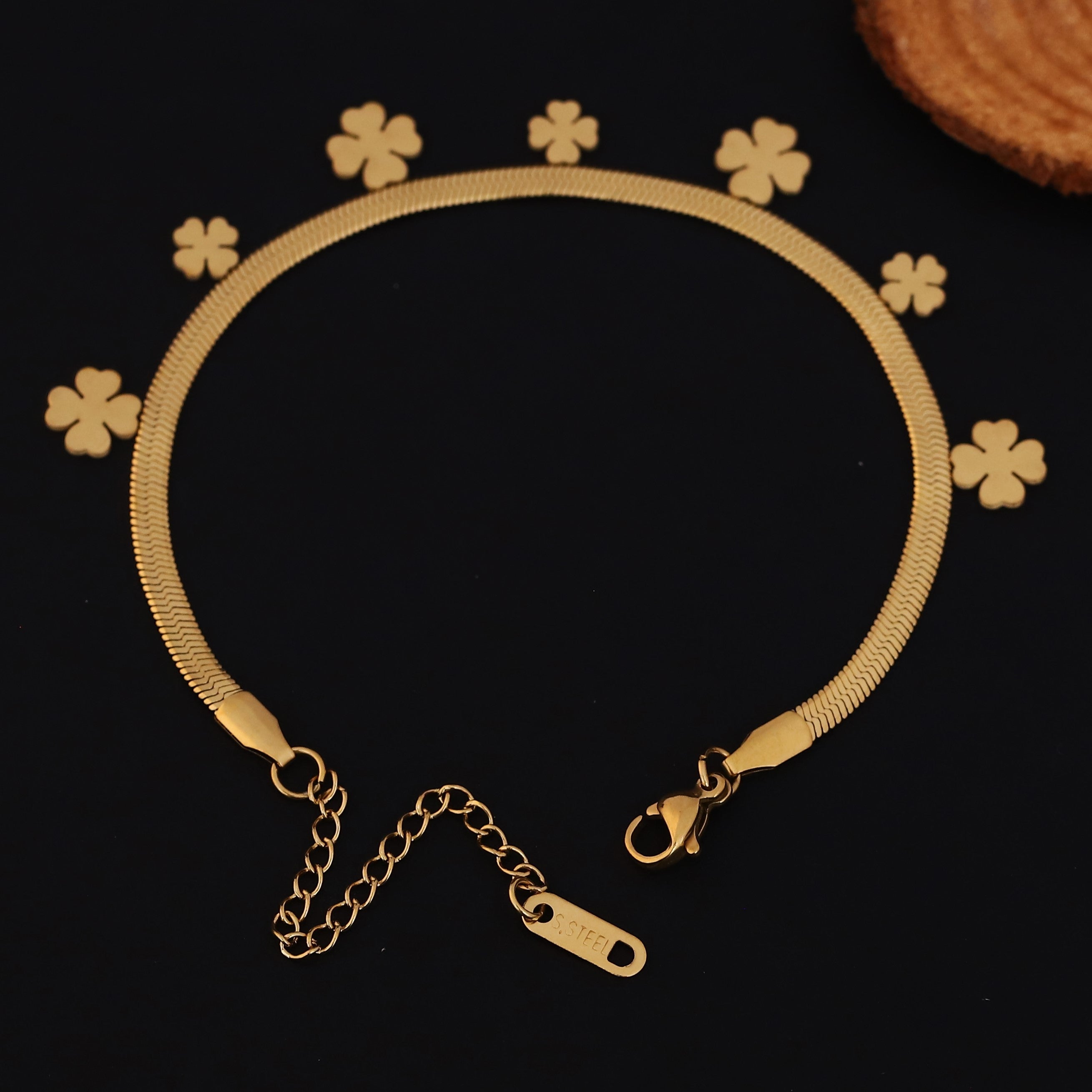 Flower Snack Chain Bracelet Gold Plated – Single Layer, Anti-Tarnish, Waterproof, Minimalist Style (GOLD)
