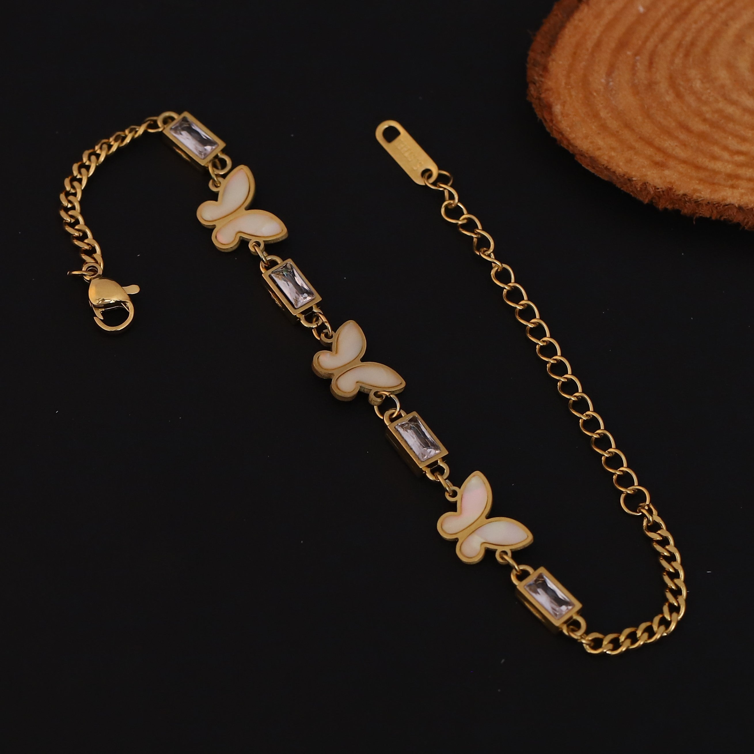 Butterfly Charms Chain Bracelet Gold Plated – Single Layer, Anti-Tarnish, Waterproof (GOLD)