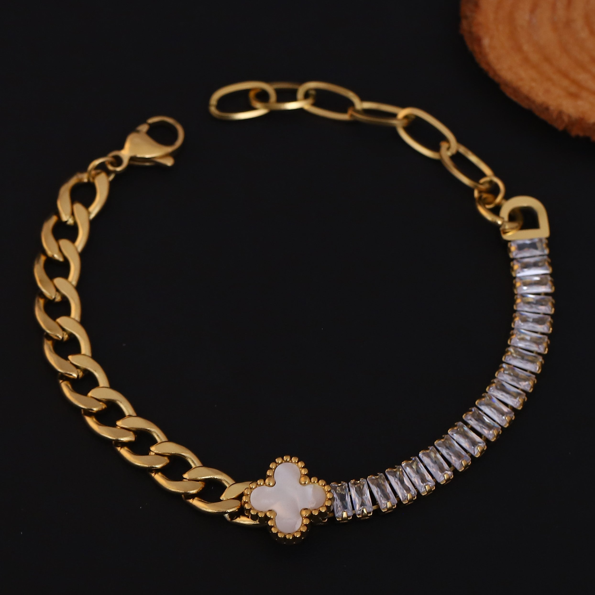 Flower with White Color Stones Chain Bracelet Gold Plated – Single Layer, Anti-Tarnish, Waterproof, Minimalist Style (GOLD)