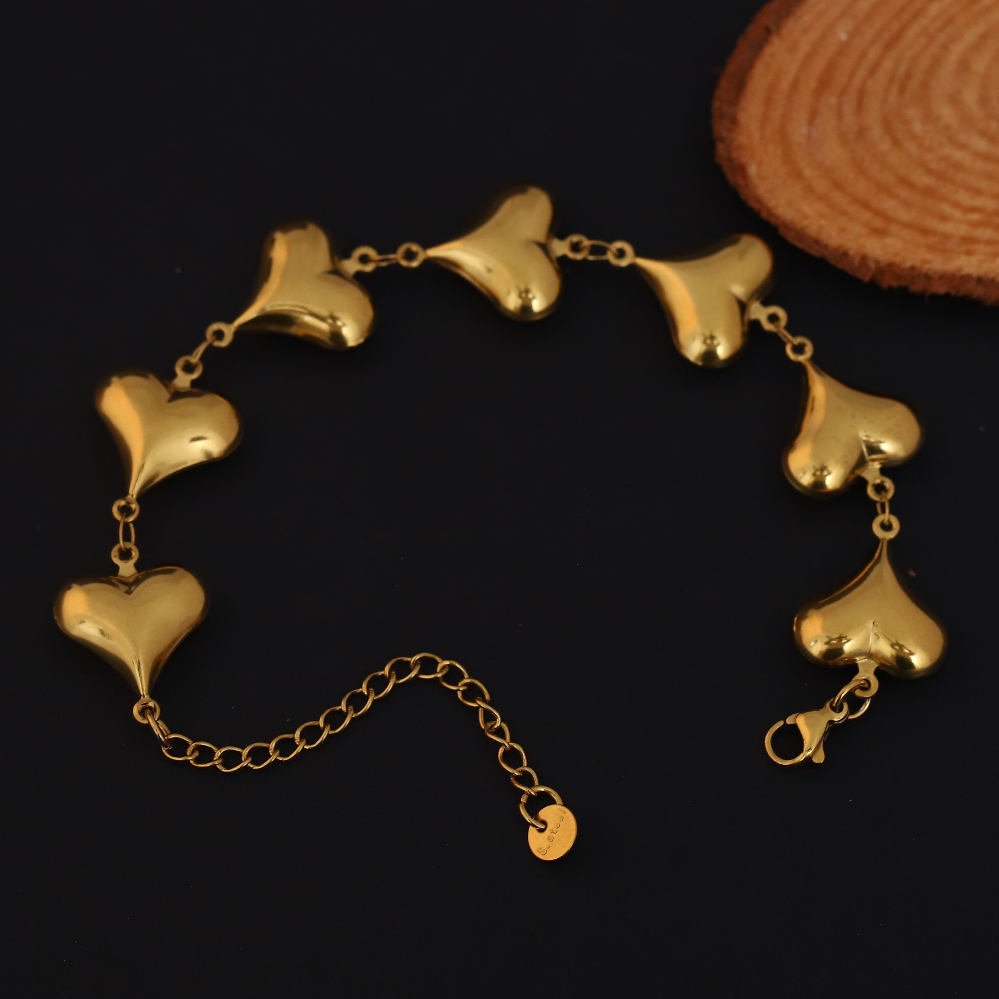 Heart Charms Chain Bracelet Gold Plated – Single Layer, Anti-Tarnish, Waterproof, Minimalist Style (GOLD)
