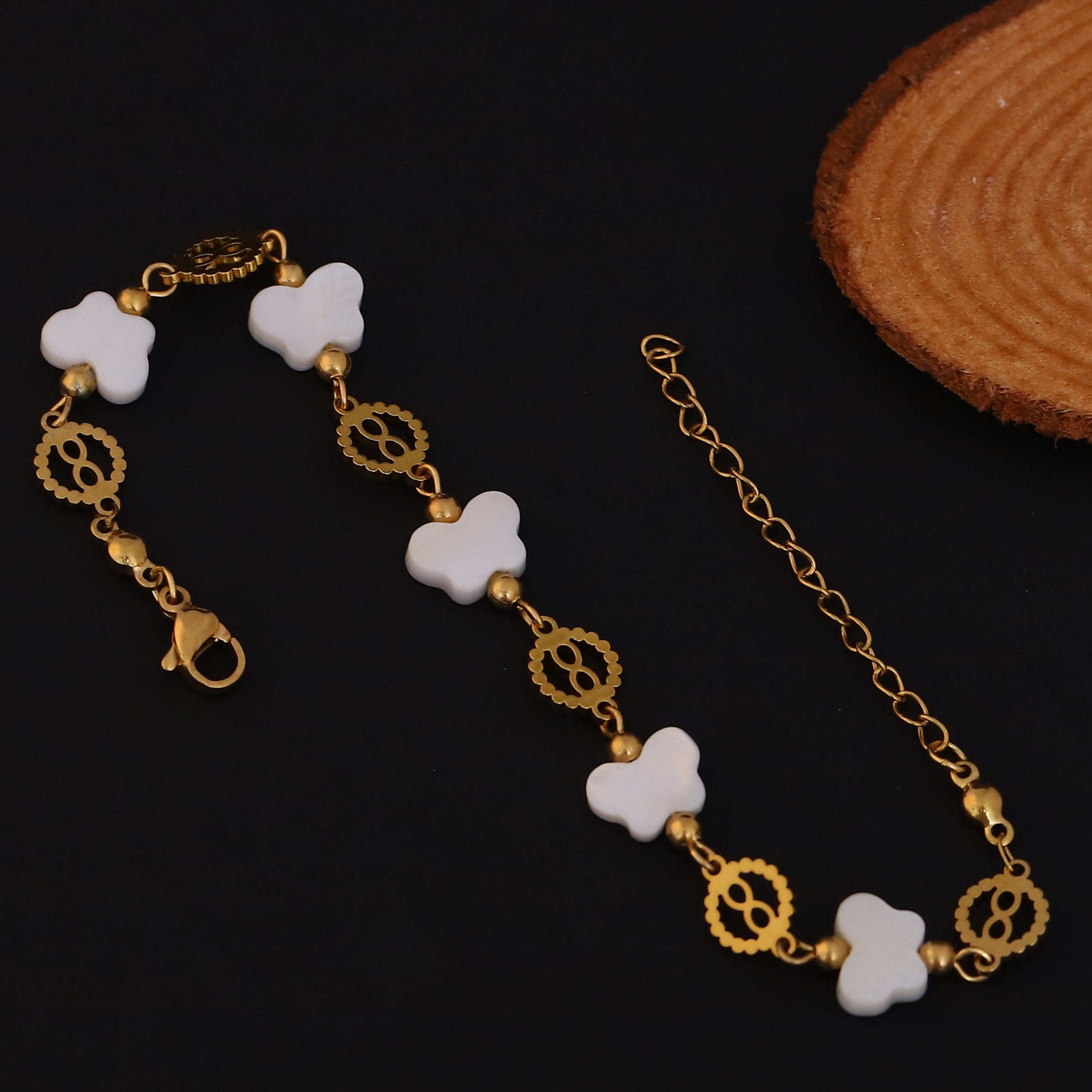 Butterfly Charms Chain Bracelet Gold Plated – Single Layer, Anti-Tarnish, Waterproof (GOLD)