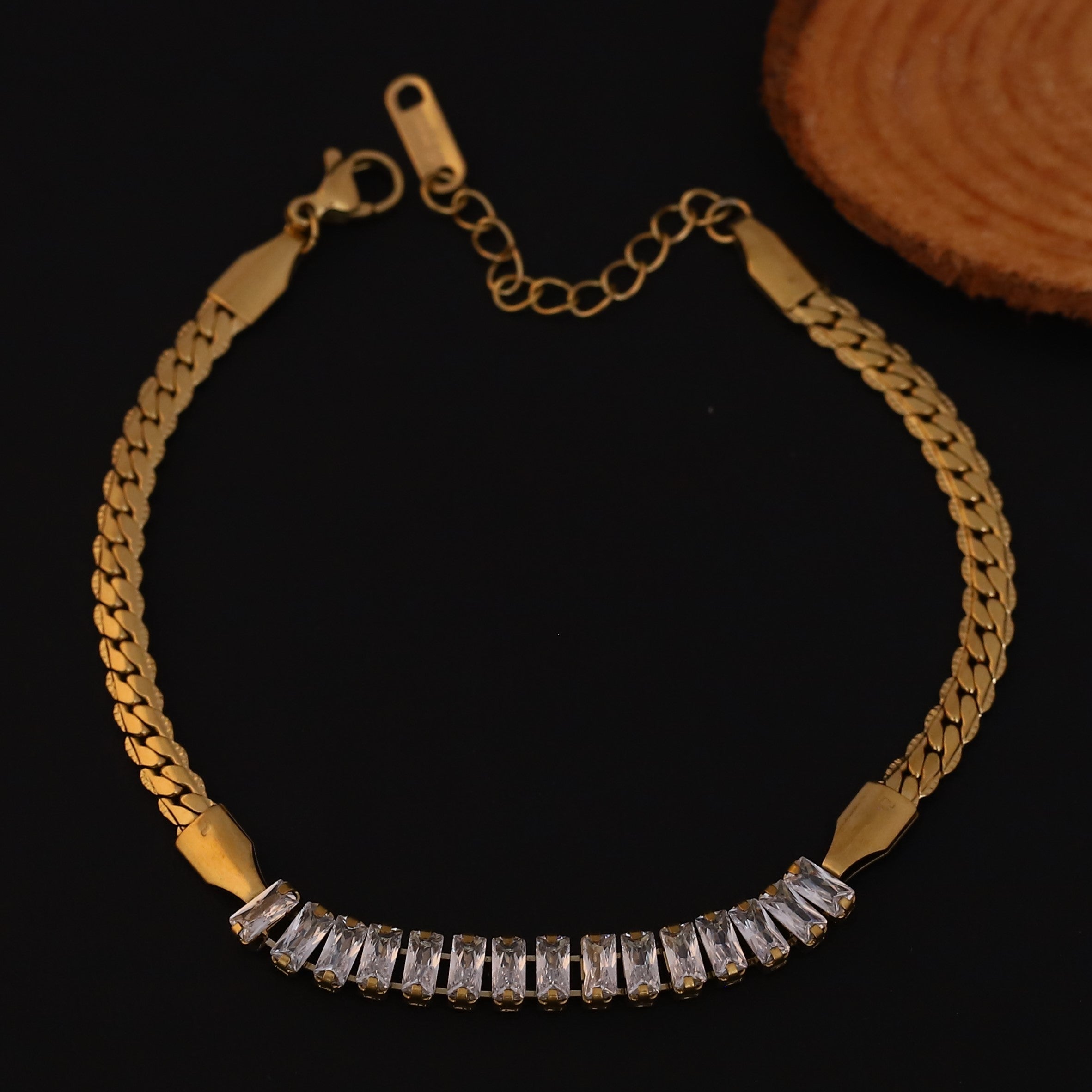 White Stones Chain Bracelet Gold Plated – Single Layer, Anti-Tarnish, Waterproof, Minimalist Style (GOLD)