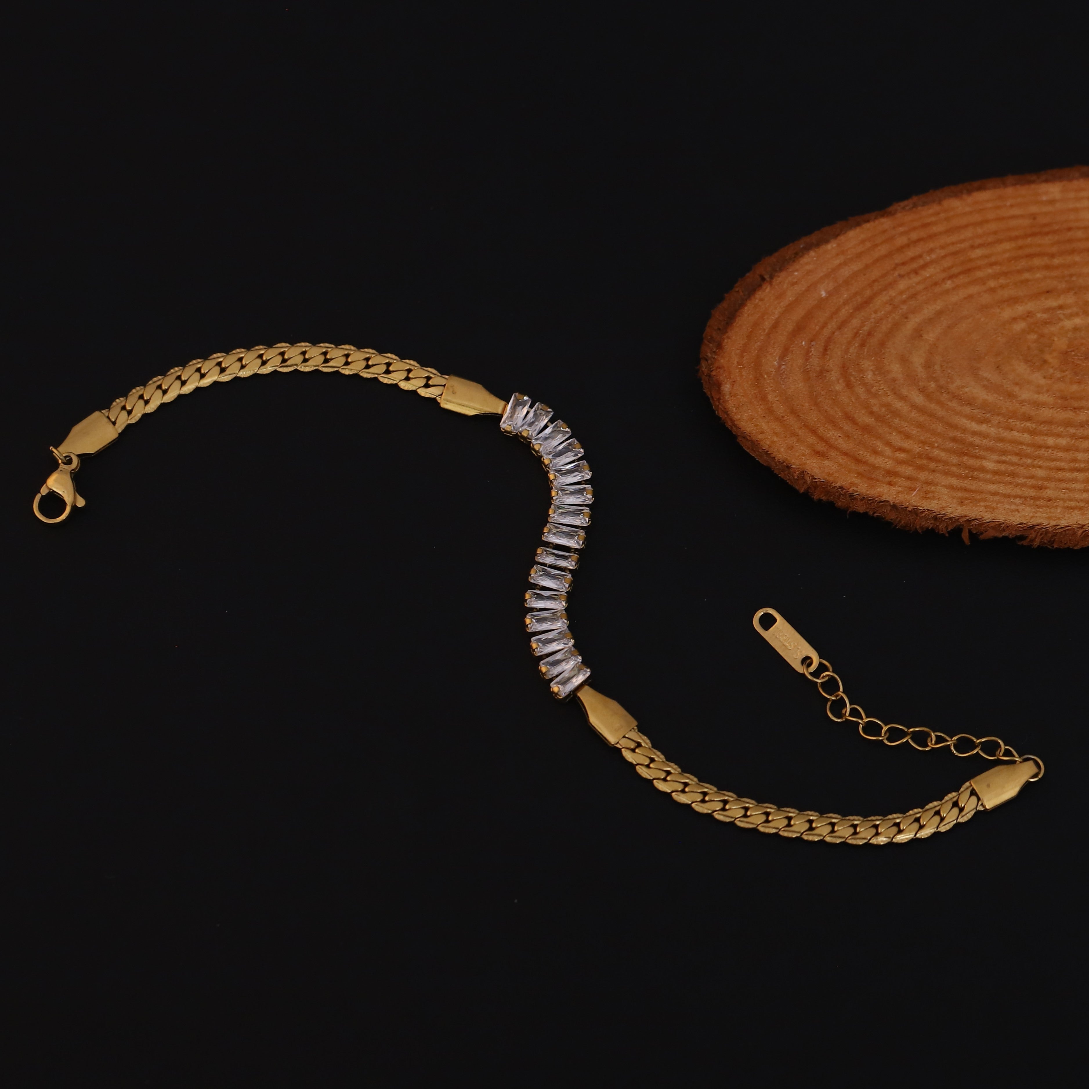 White Stones Chain Bracelet Gold Plated – Single Layer, Anti-Tarnish, Waterproof, Minimalist Style (GOLD)