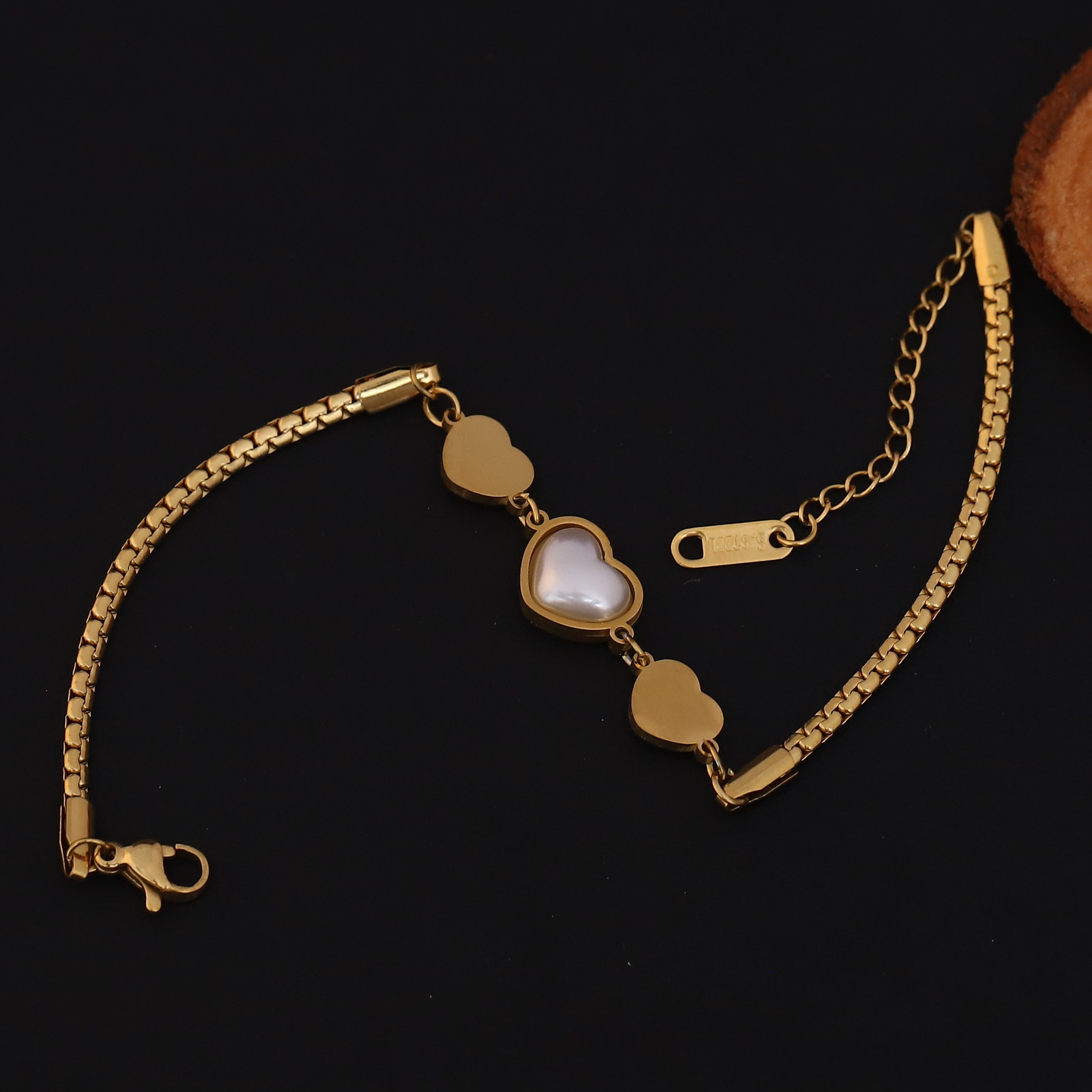 Heart Charm Pearl Chain Bracelet Gold Plated – Single Layer, Anti-Tarnish, Waterproof(GOLD)