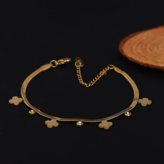 Flower Charm Chain Bracelet Gold Plated – Single Layer, Anti-Tarnish, Waterproof, Minimalist Style (GOLD)