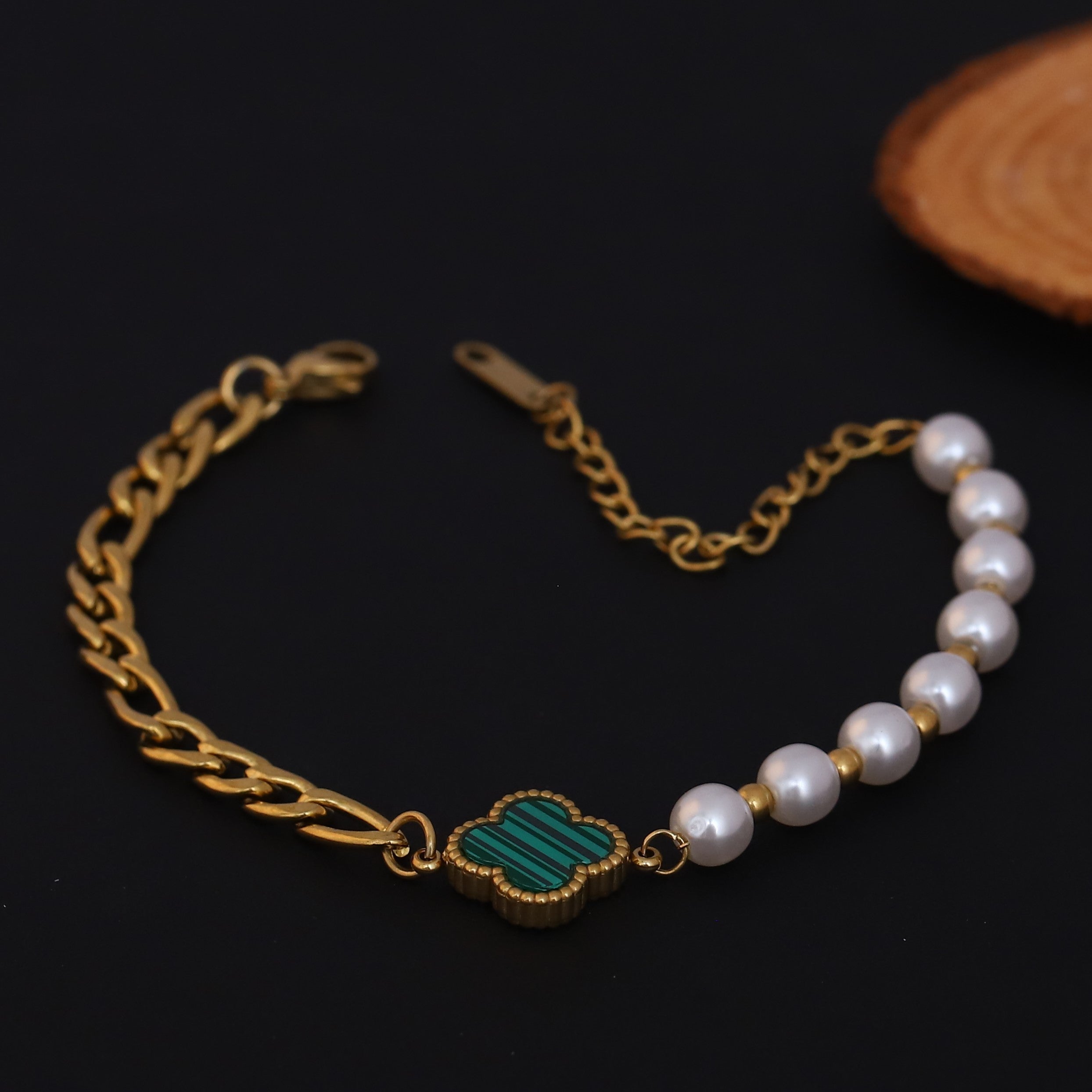 Flower Pearl Chain Bracelet Gold Plated – Single Layer, Anti-Tarnish, Waterproof, Minimalist Style (GOLD)