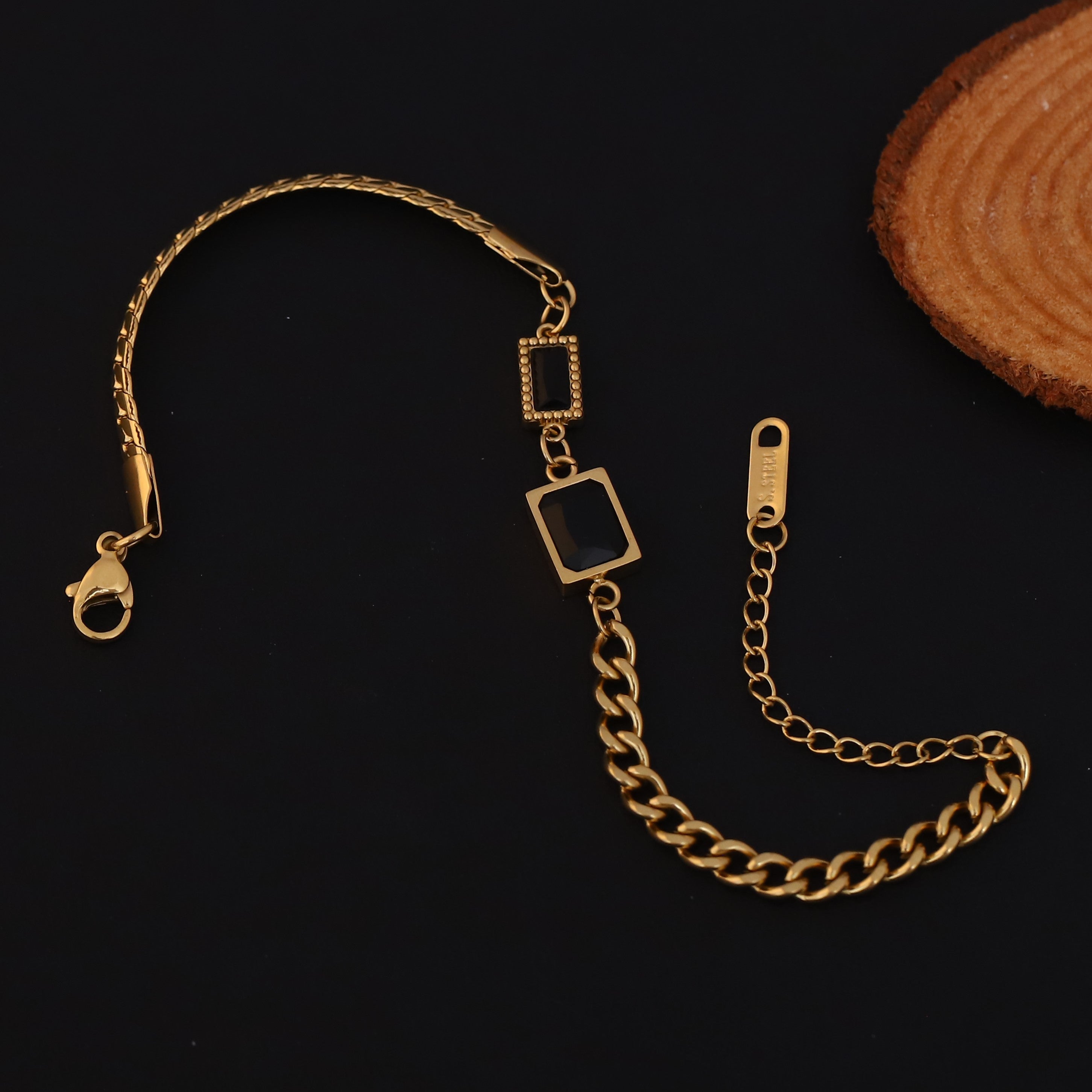 Charms Green Stones Chain Bracelet Gold Plated – Single Layer, Anti-Tarnish, Waterproof (GOLD)