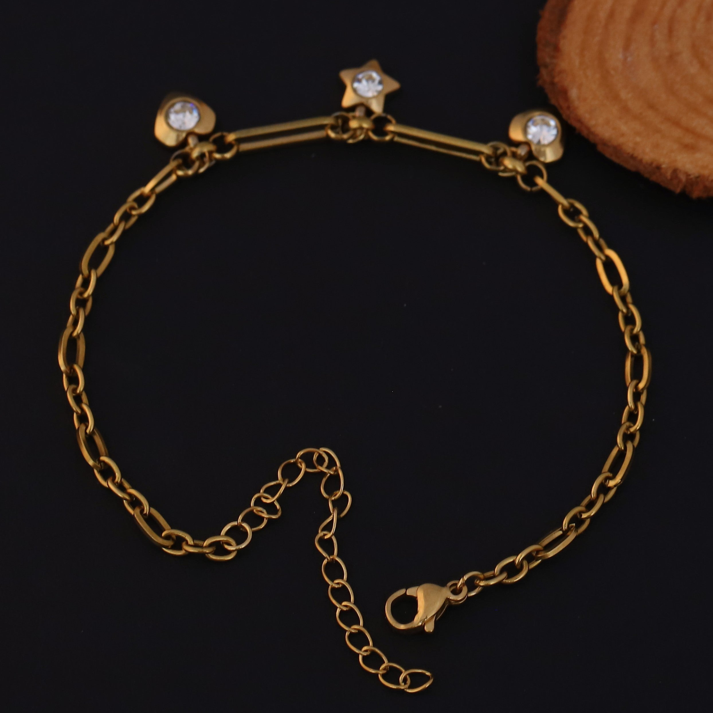 Charms Chain Bracelet Gold Plated – Single Layer, Anti-Tarnish, Waterproof, Minimalist Style (GOLD)