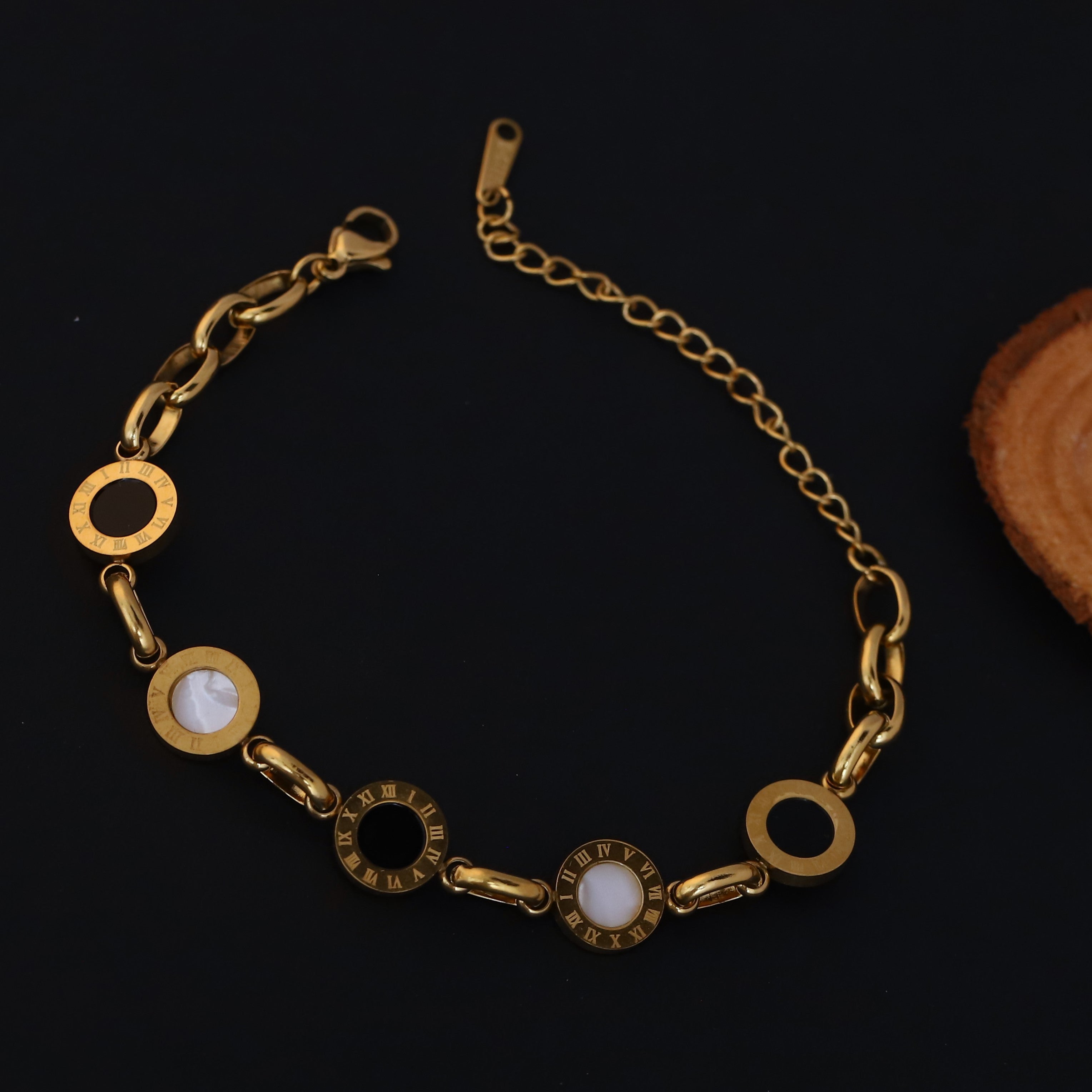 Charms Chain Bracelet Gold Plated – Single Layer, Anti-Tarnish, Waterproof, Minimalist Style (GOLD)
