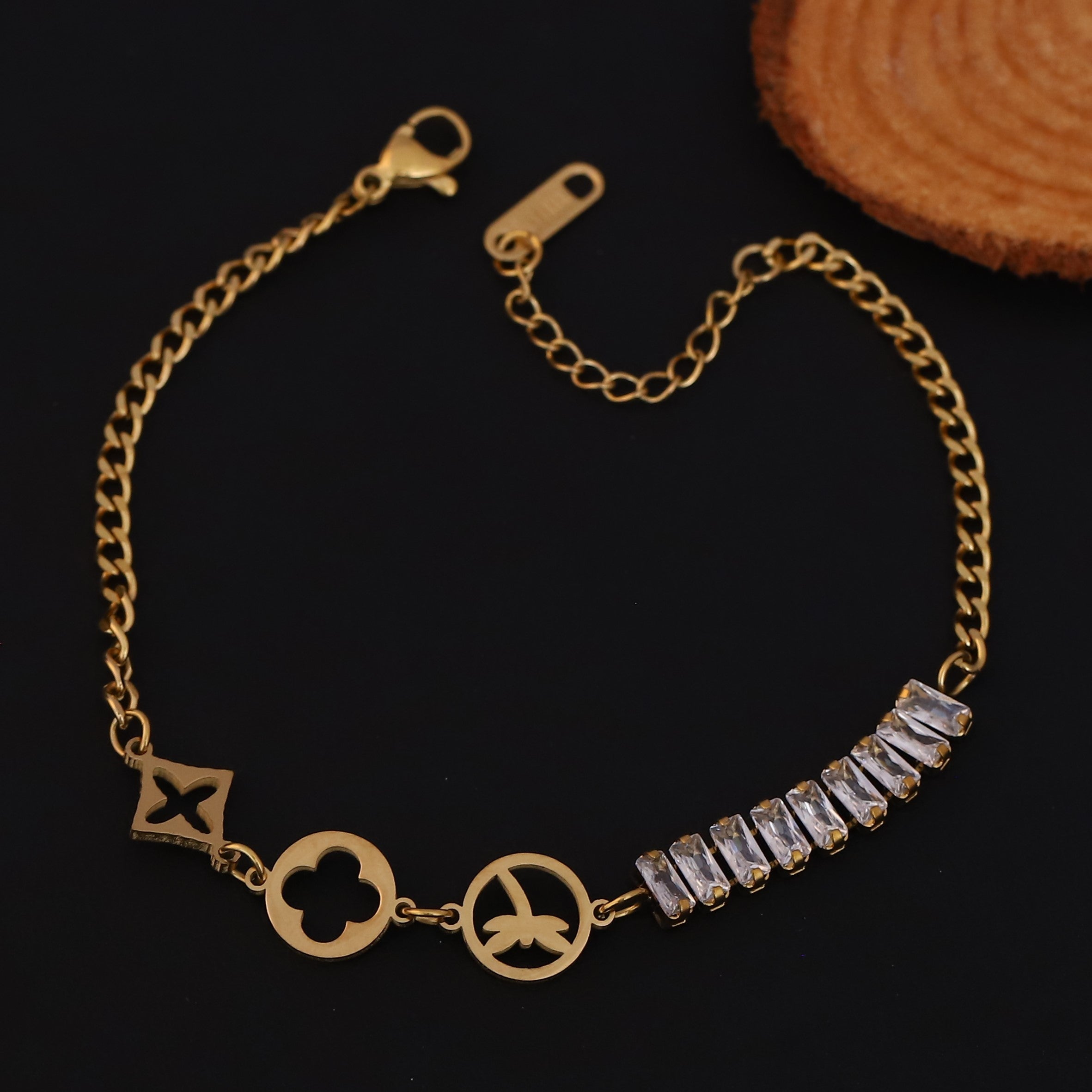 White Stones Chain Bracelet Gold Plated – Single Layer, Anti-Tarnish, Waterproof, Minimalist Style (GOLD)