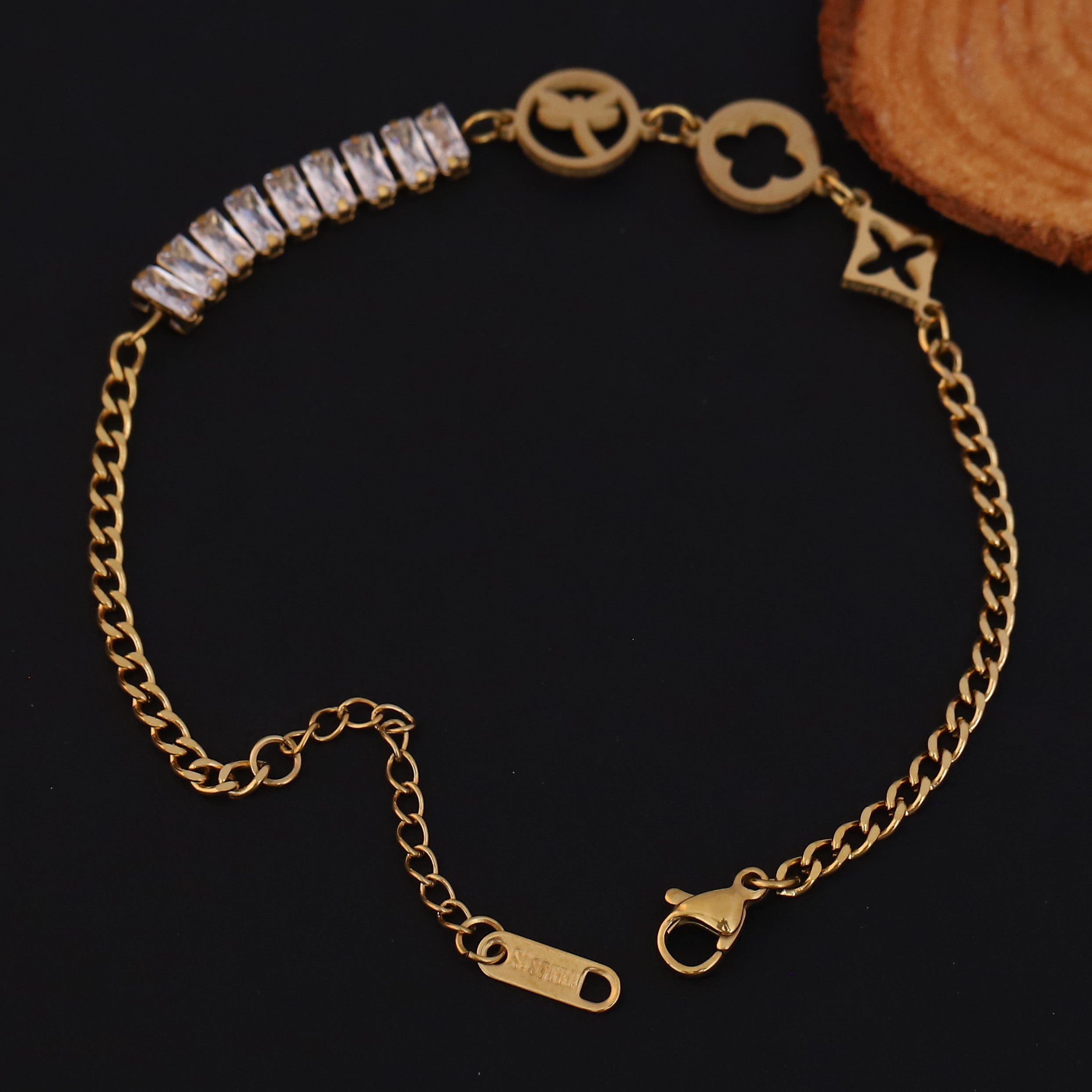 White Stones Chain Bracelet Gold Plated – Single Layer, Anti-Tarnish, Waterproof, Minimalist Style (GOLD)