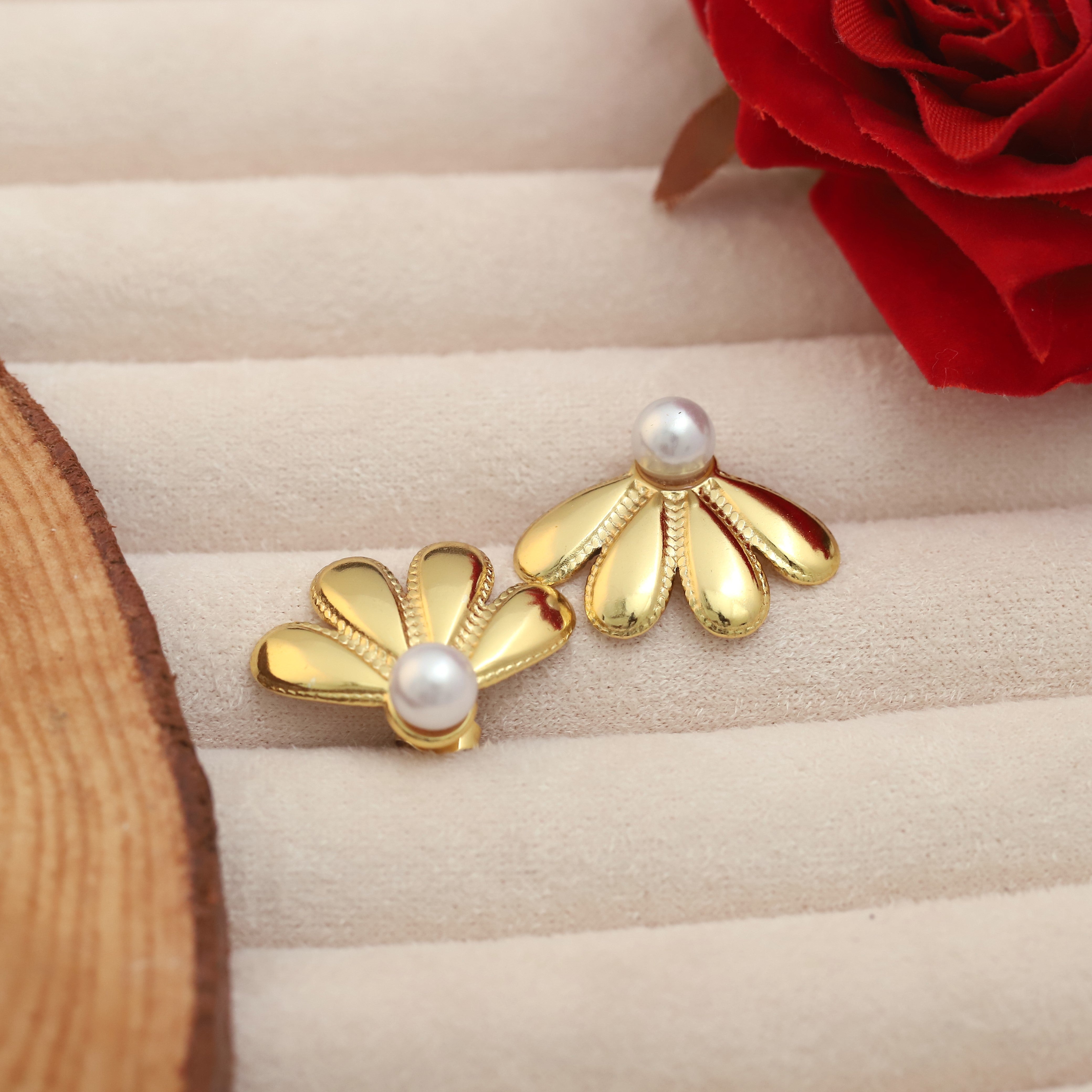 Trendy Flower Stud Earrings – Gold Plated, Anti-Tarnish, Waterproof, Everyday Minimalist Jewelry (GOLD)