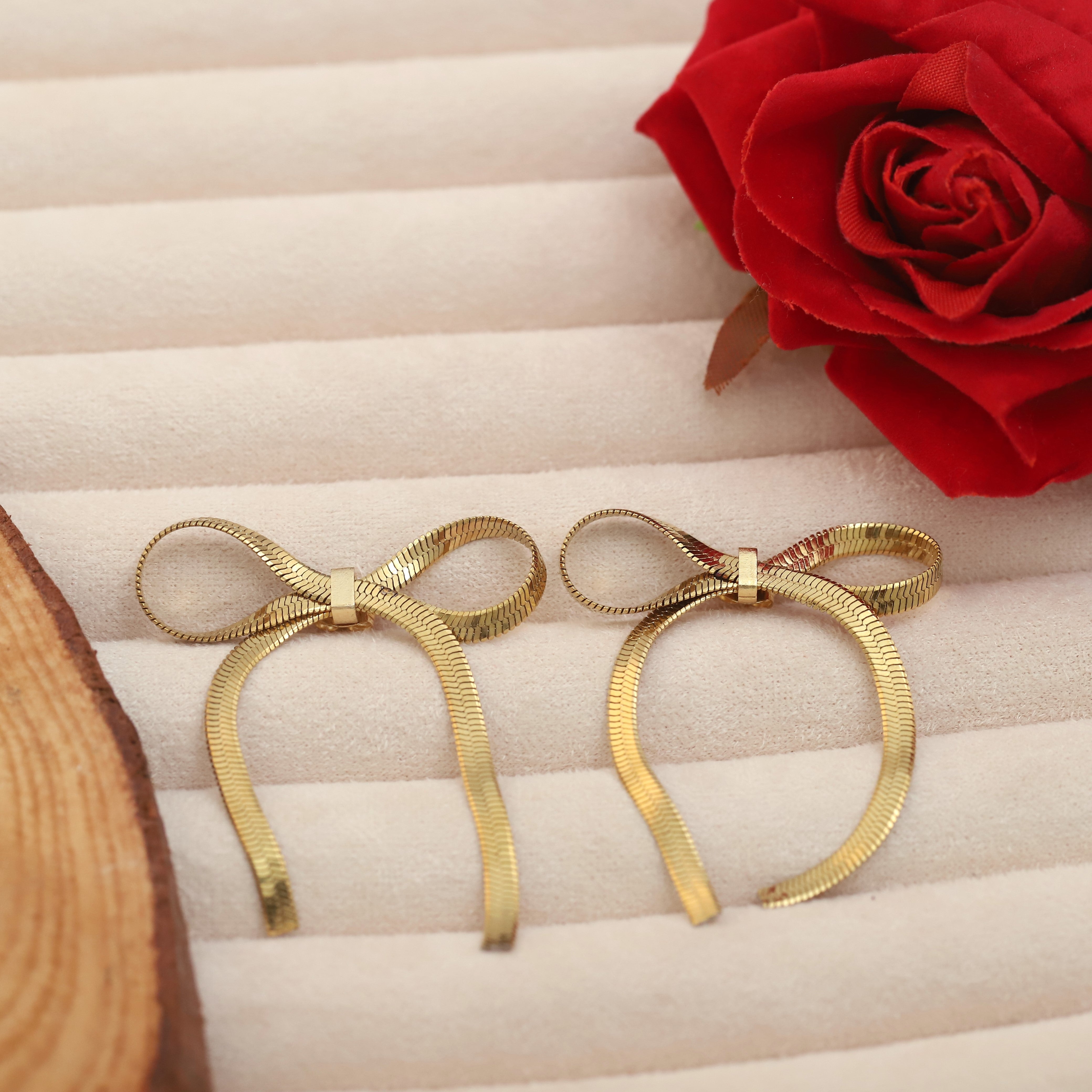 Trendy Bow Earrings – Gold Plated, Anti-Tarnish, Waterproof, Everyday Minimalist Jewelry (GOLD)