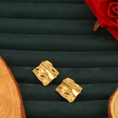 Trendy Stud Earrings – Gold Plated, Anti-Tarnish, Waterproof, Everyday Minimalist Jewelry (GOLD)