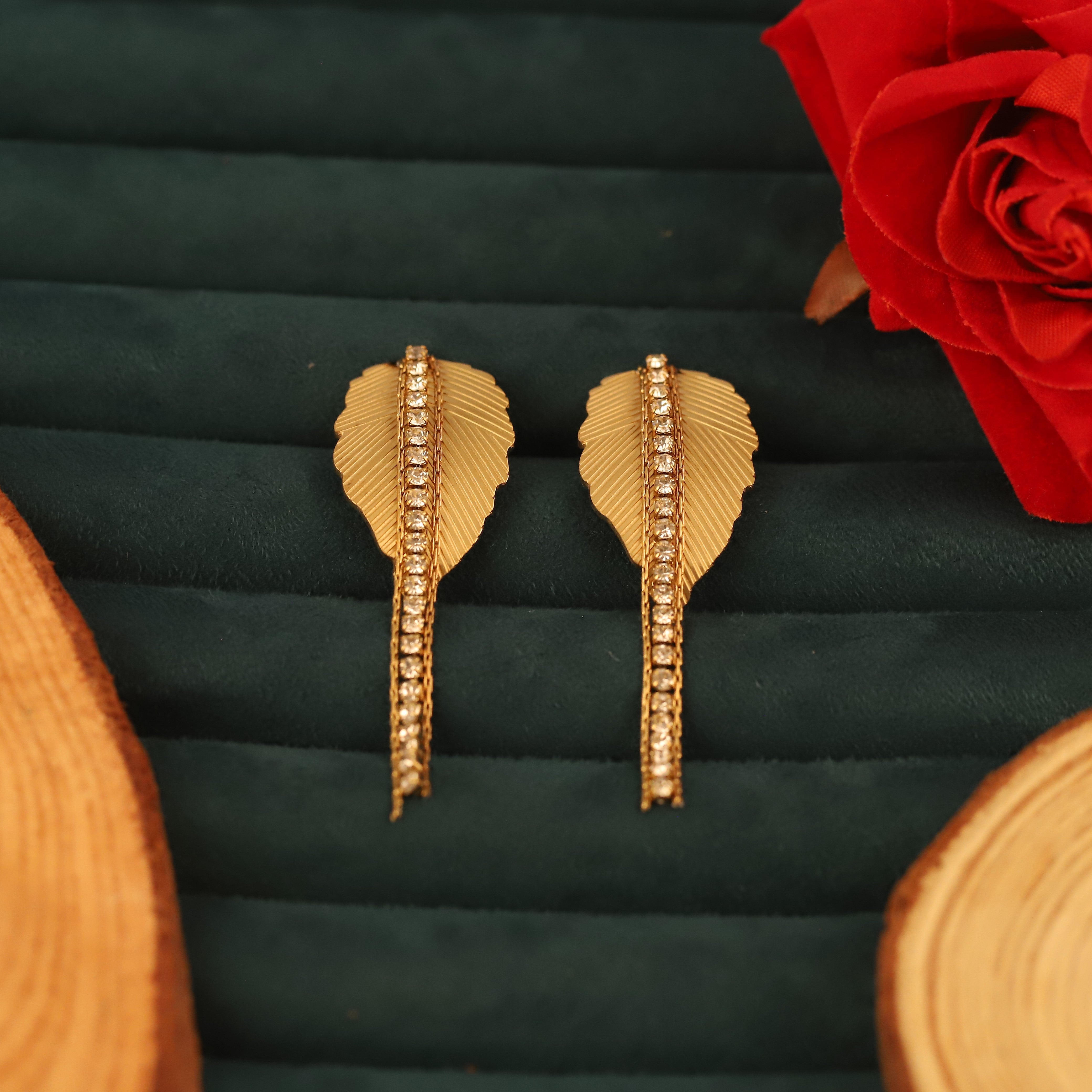 Trendy Leaf Drops Earrings – Gold Plated, Anti-Tarnish, Waterproof, Everyday Minimalist Jewelry (GOLD)